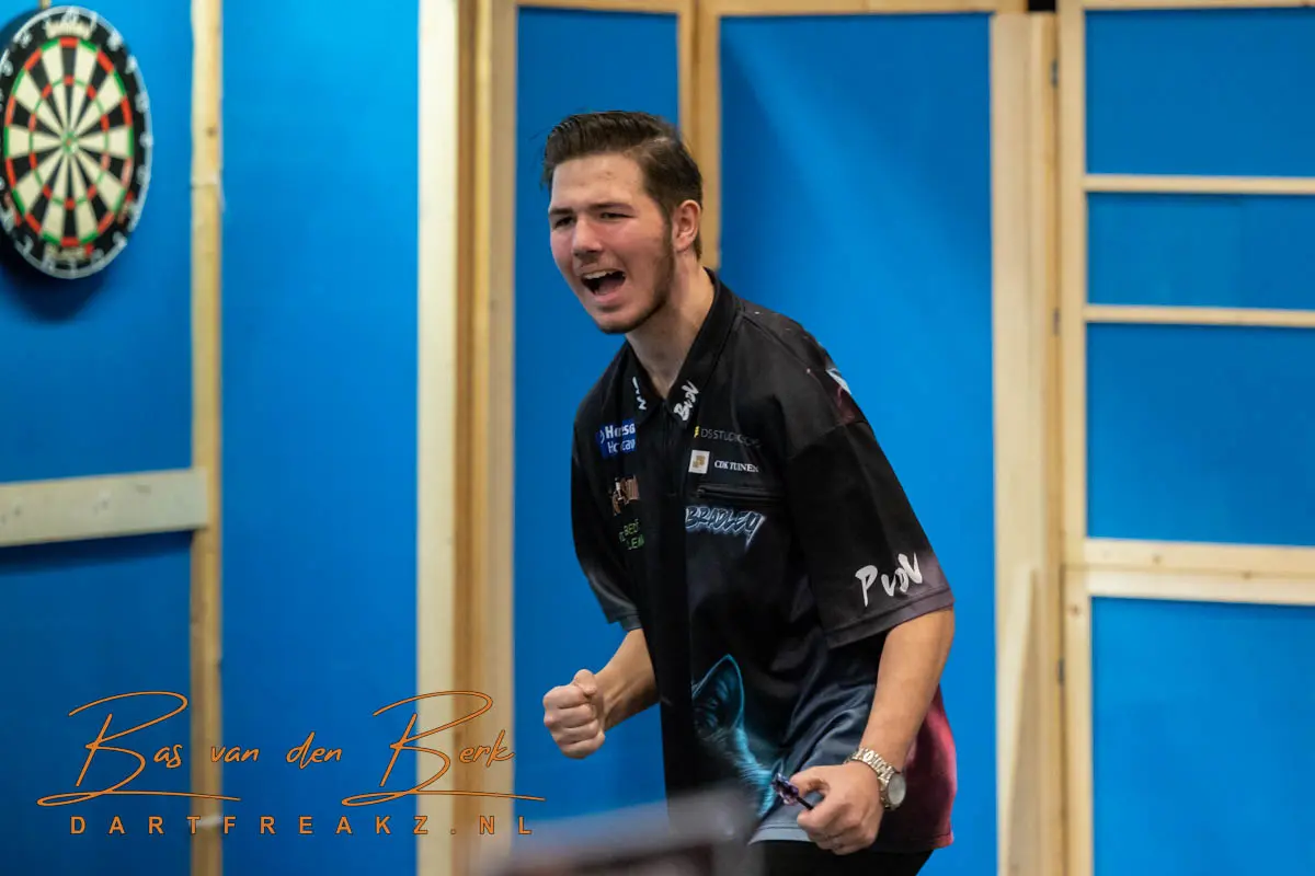 Bradley van der Velden en Seppe Dasseville winnen tijdens het JDC Foundation Tour weekend in Eindhoven