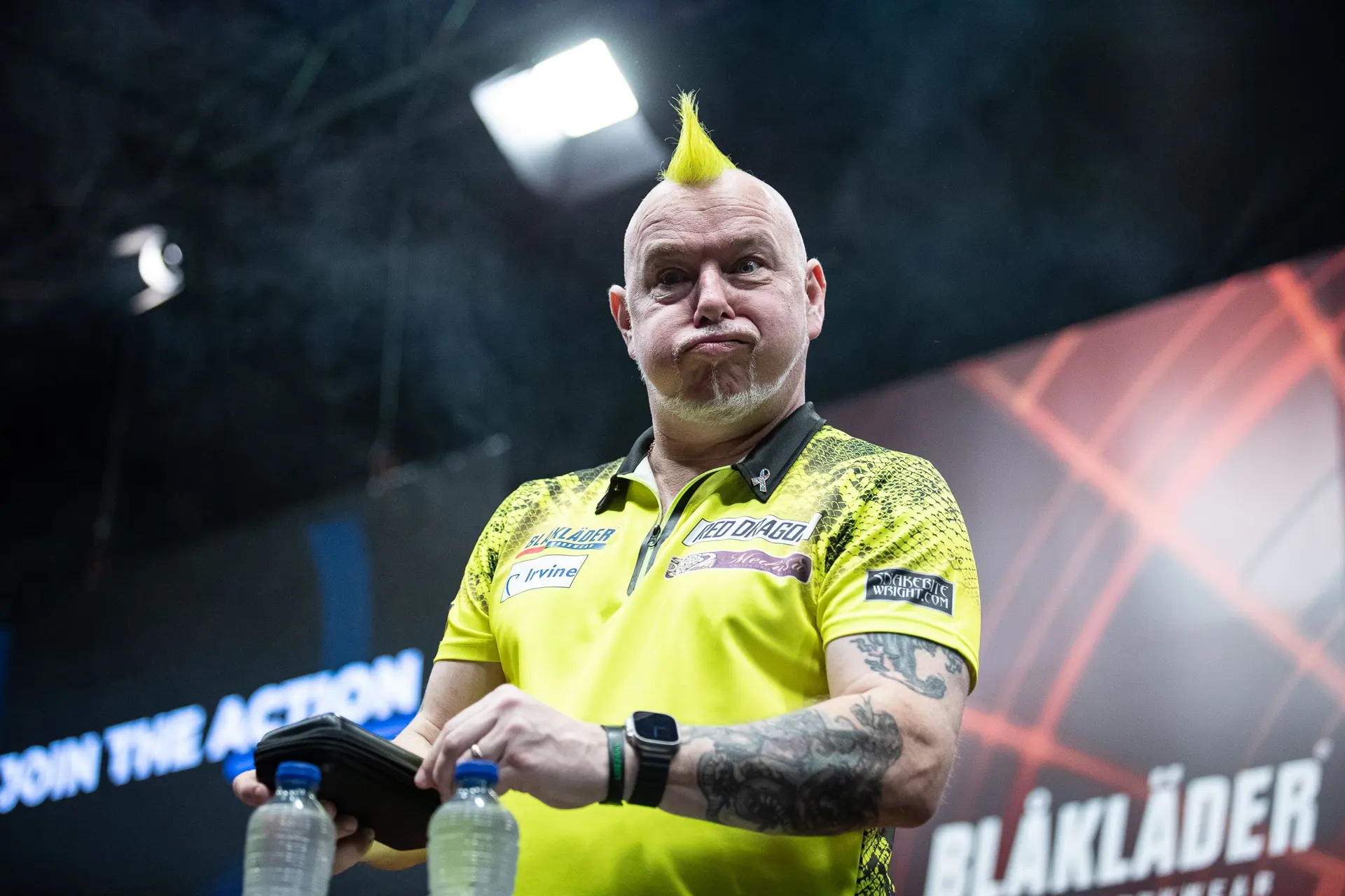 Aantal World Series titels Van Gerwen gelijk aan Taylor, Anderson en Wright samen