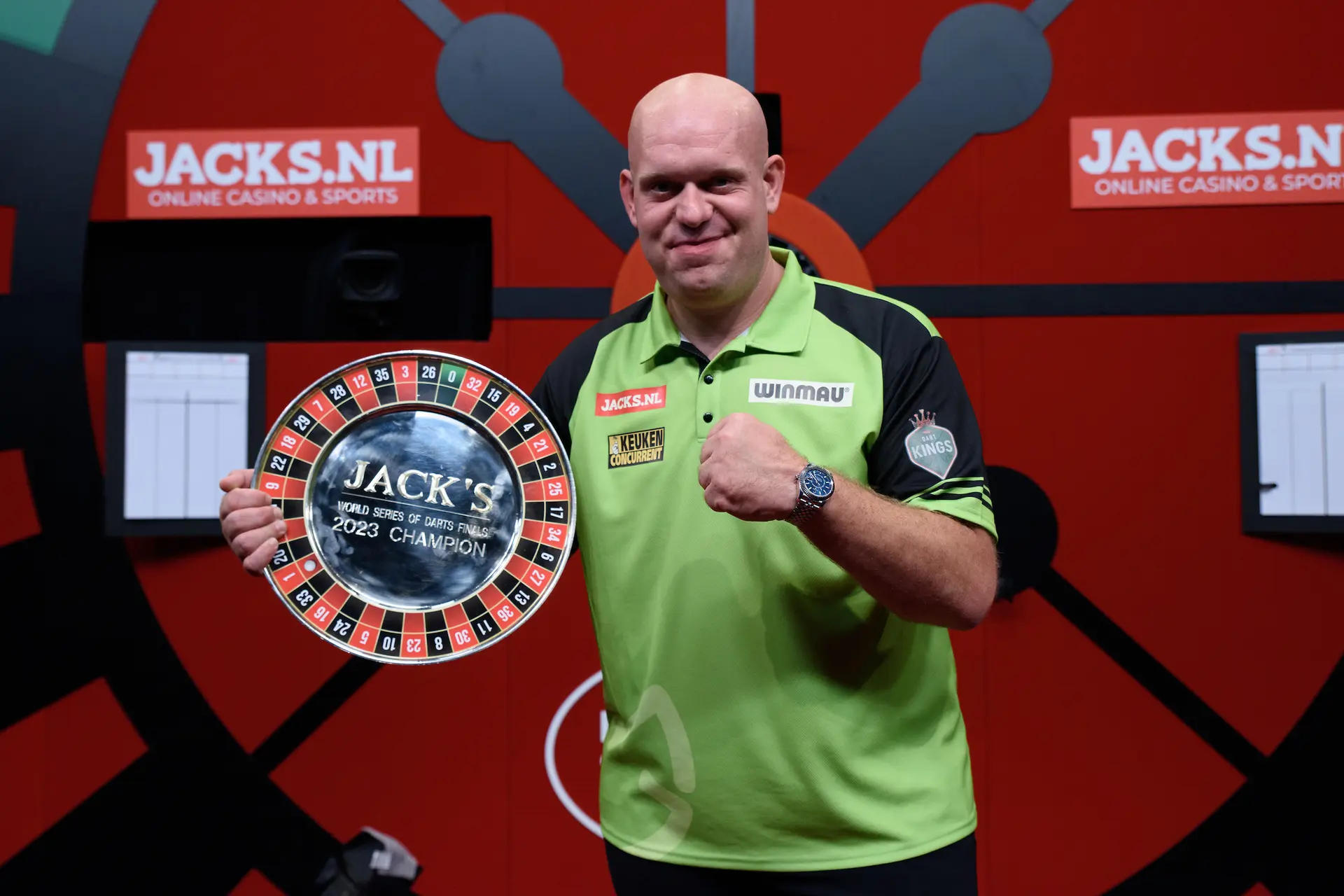 VIDEO met alle hoogtepunten van de finale dag Jack's World Series of Darts Finals in Amsterdam die Van Gerwen wist te winnen