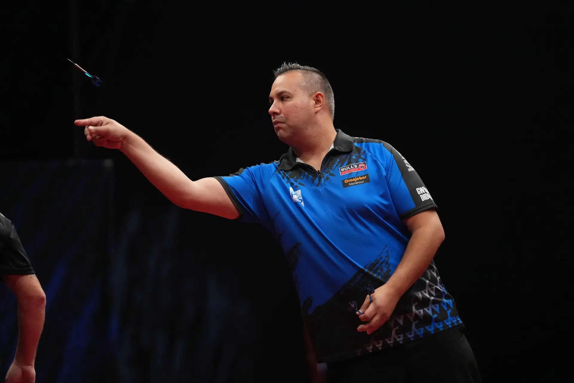 Zaterdagavond Hungarian Darts Trophy, Michael van Gerwen verslaat Smith, Wattimena laat winst lopen