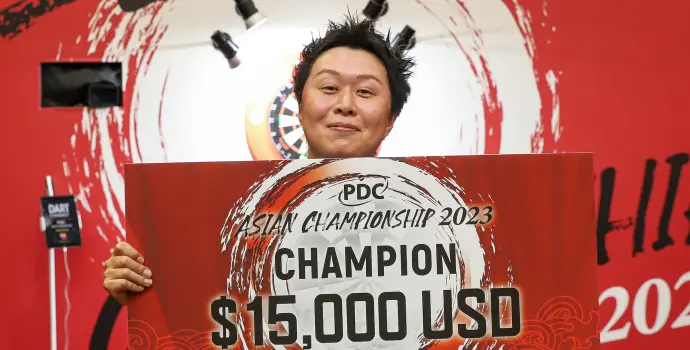 Haruki Muramatsu is Asian Champion en geplaatst voor het PDC WK en de Grand Salm of Darts