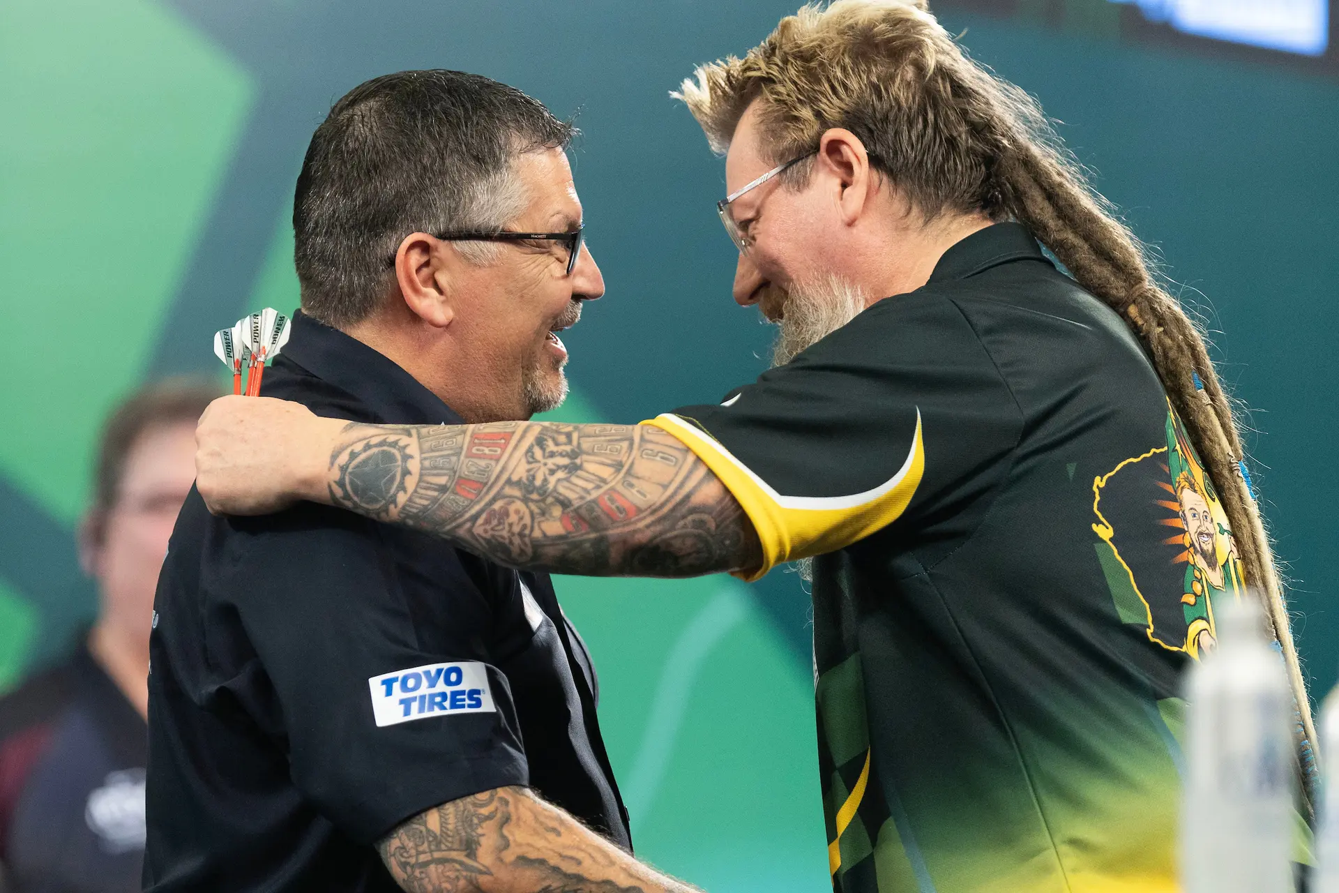 Video samenvatting met hoogte punten dag twee van het PDC World Darts Championship