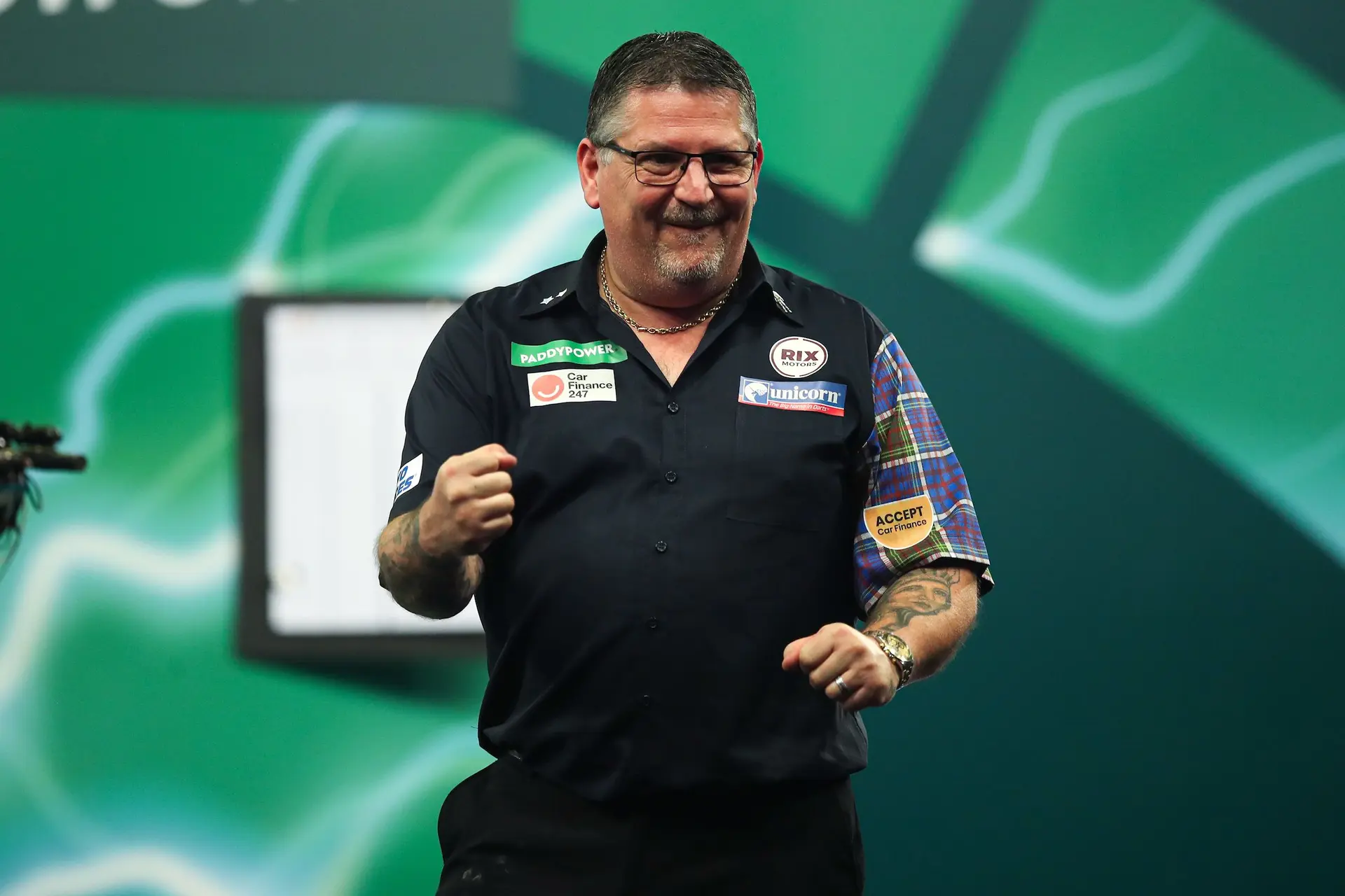 Gary Anderson verdedigt European Darts Grand Prix titel succesvol na 8-0 winst tegen Andrew Gilding