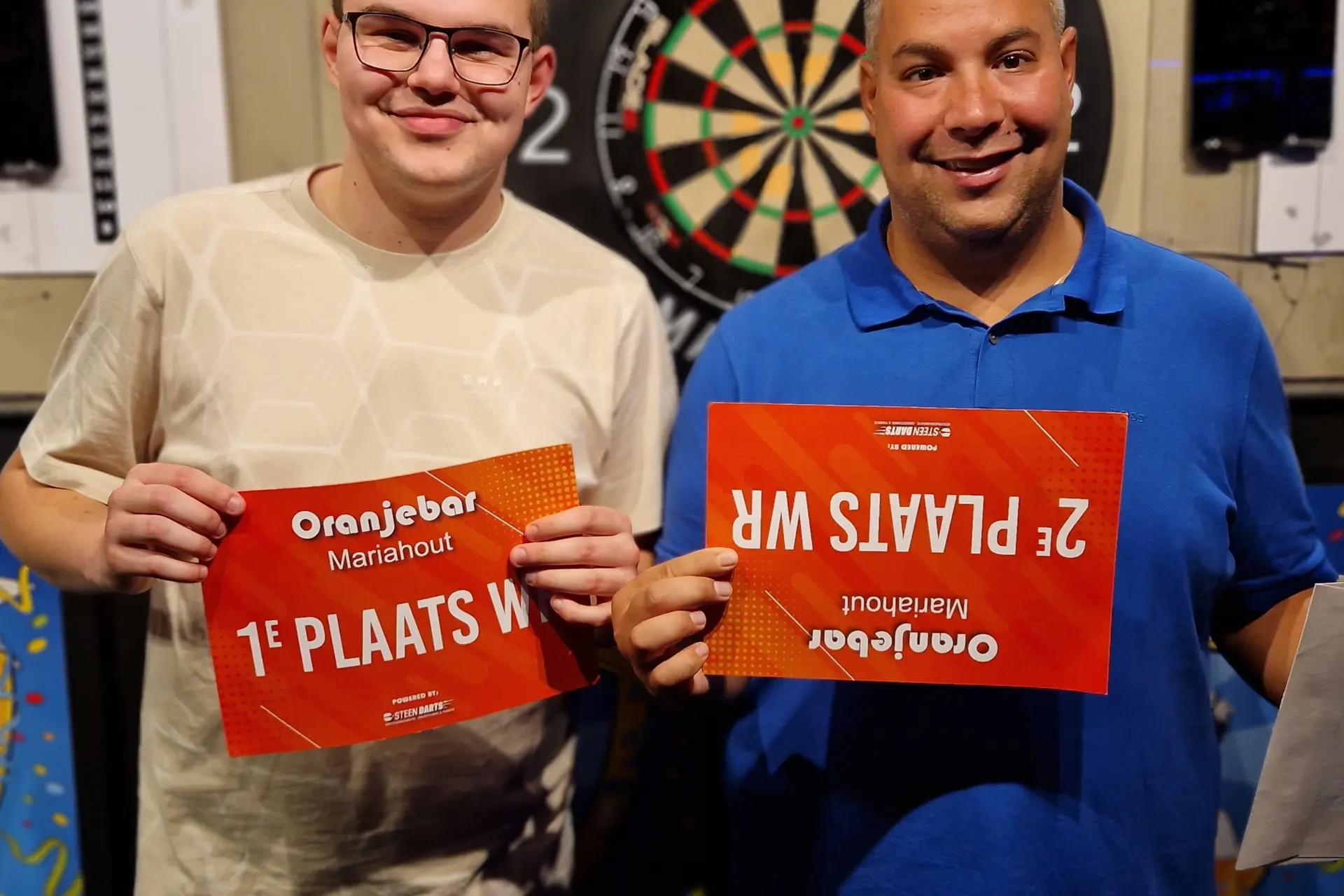 Van Veen verslaat Wattimena in finale Oranjebar Carnaval Darttoernooi