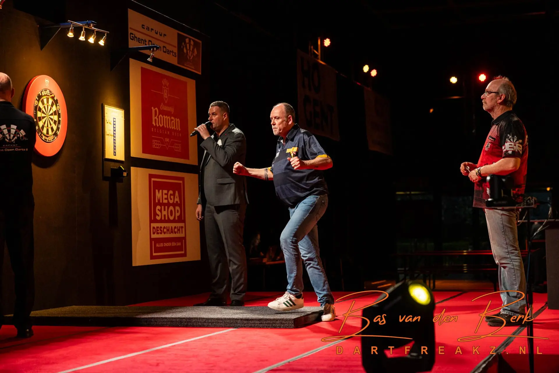 Ronny Huybrechts en Katy Clarys winnen het Caruur Ghent open darts, Jan Karel runner-up