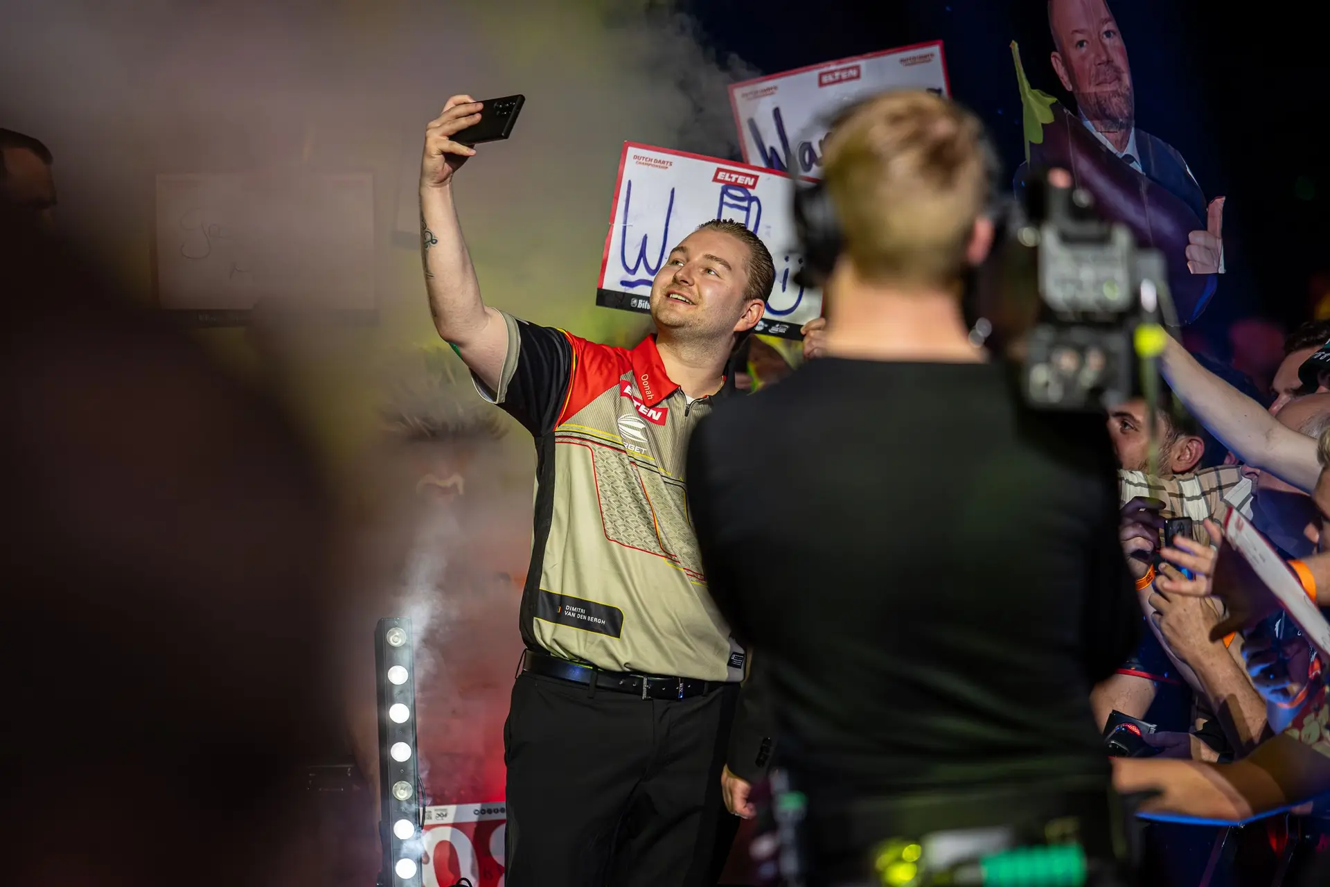 Dutch Darts Championship zaterdagavond: Van Gerwen, Van Veen en V/d Bergh boeken winst