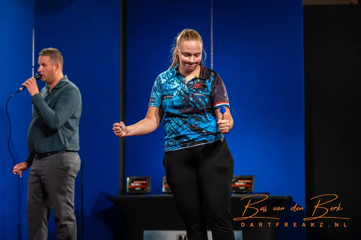 Rietbergen naar kwartfinales op Lakeside na 142-finish in allesbeslissende leg