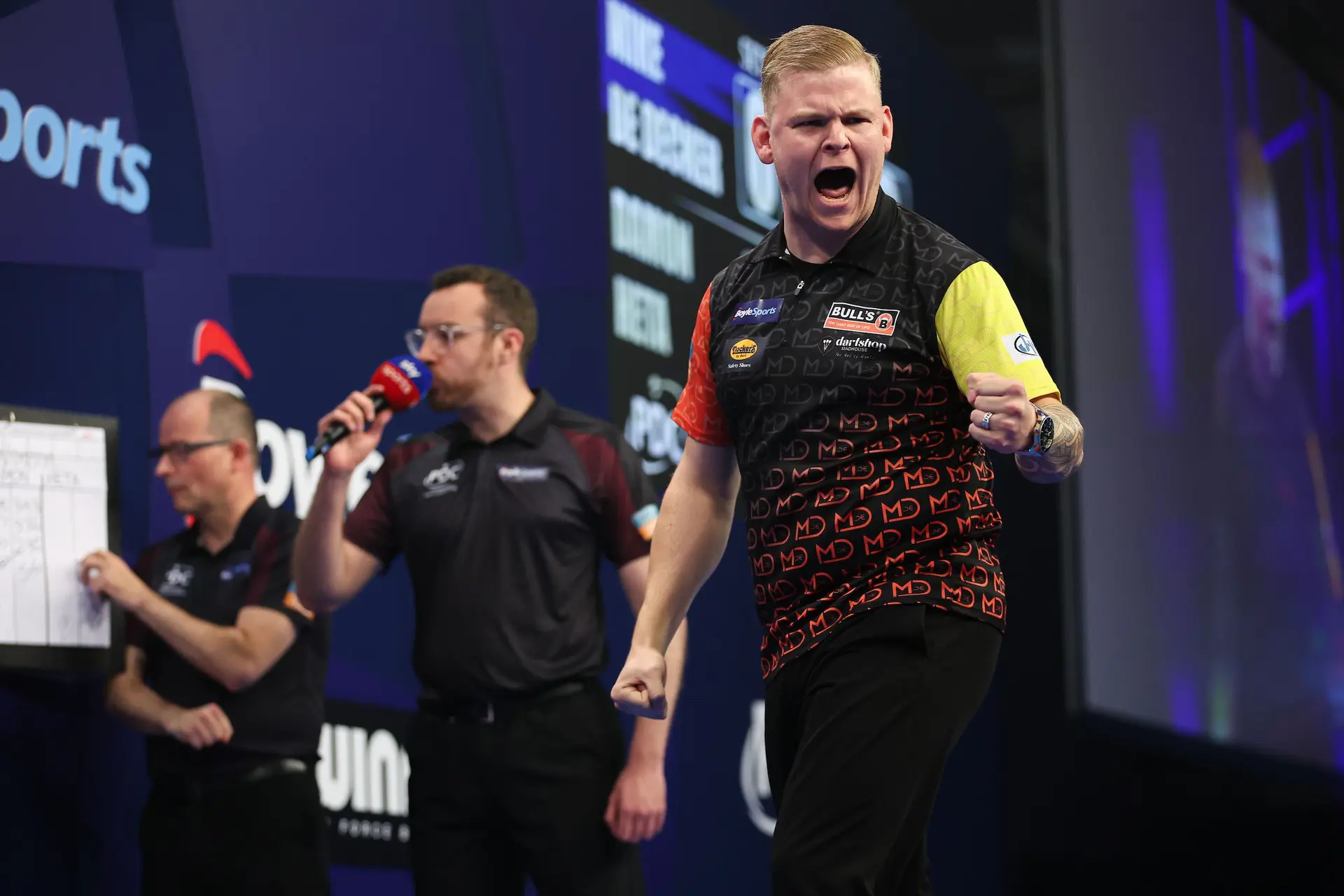 Mike De Decker uit woede na schrappen uit Premier League of Darts 2025