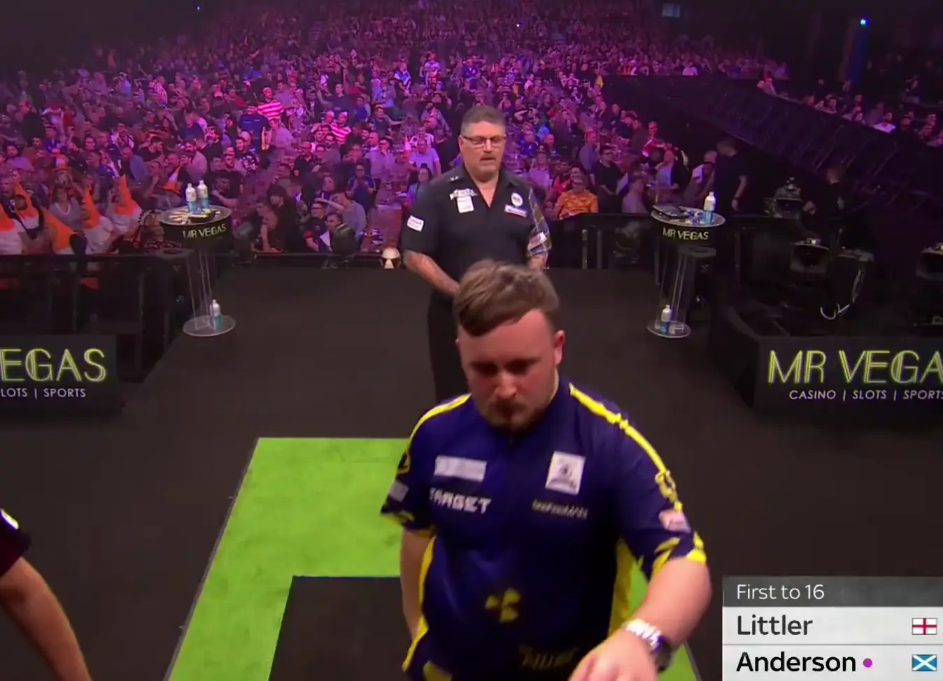 Huidige PDC topspelers reageren verbaasd en geschokt op deze actie van Luke Littler