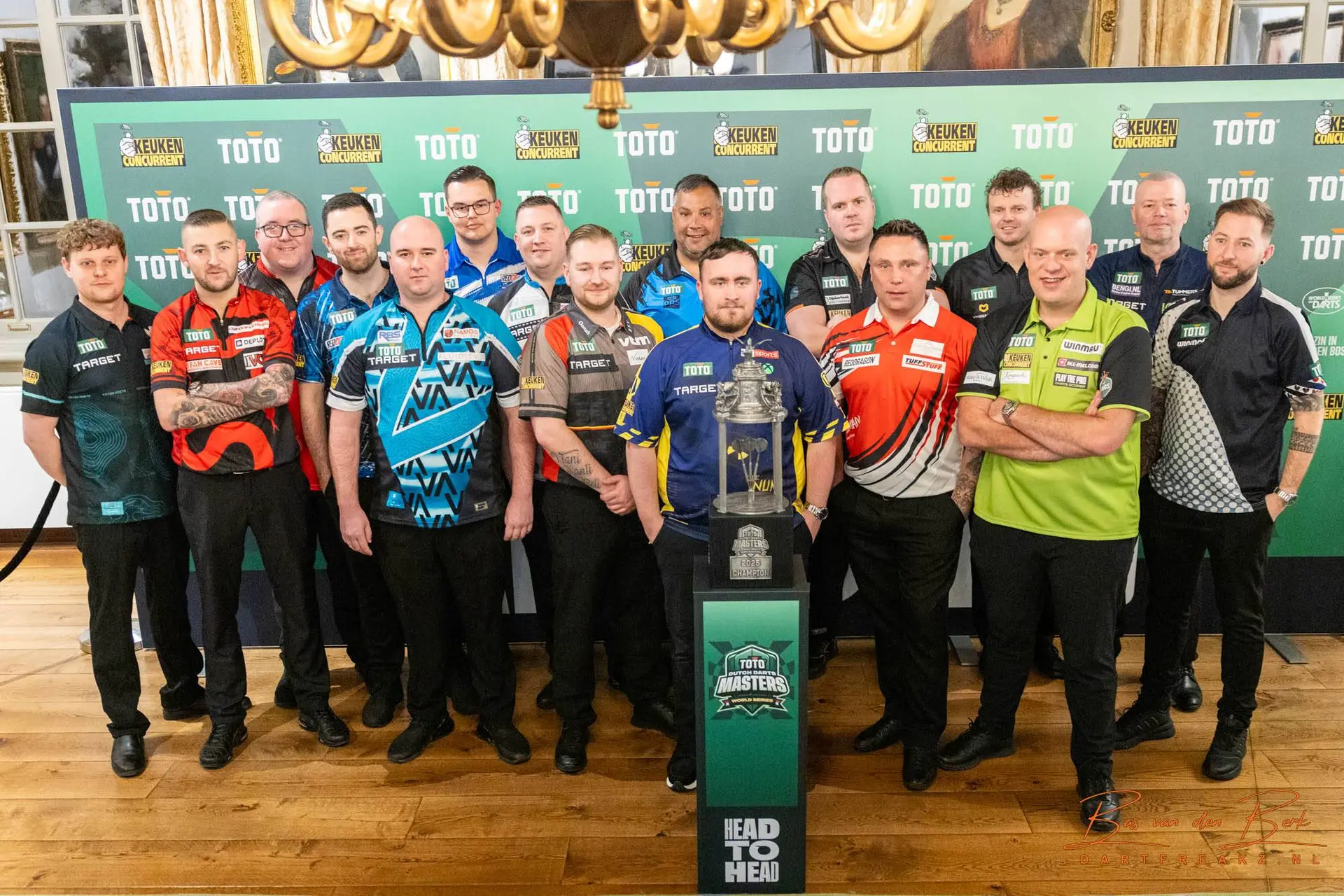 Loting TOTO Dutch Darts Masters gedaan in Den Bosch, de wedstrijden voor World Series van morgen zijn bekend