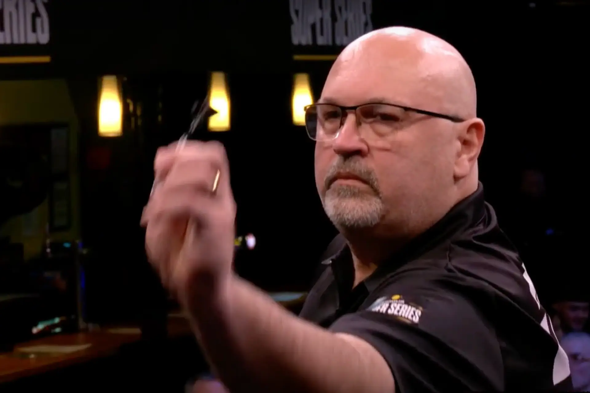 Onstuitbare Derek Coulson pakt vierde Modus-week op rij en breekt ‘Group A-vloek’