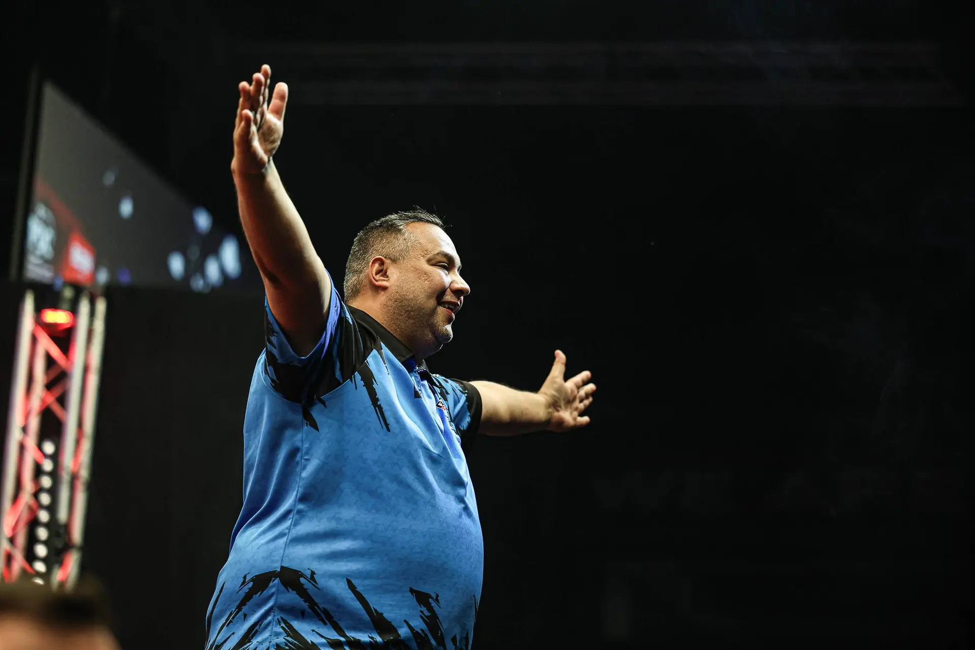 German Darts Championship: Van Duijvenbode & Wattimena maken indruk, Van Barneveld & Kist naar huis