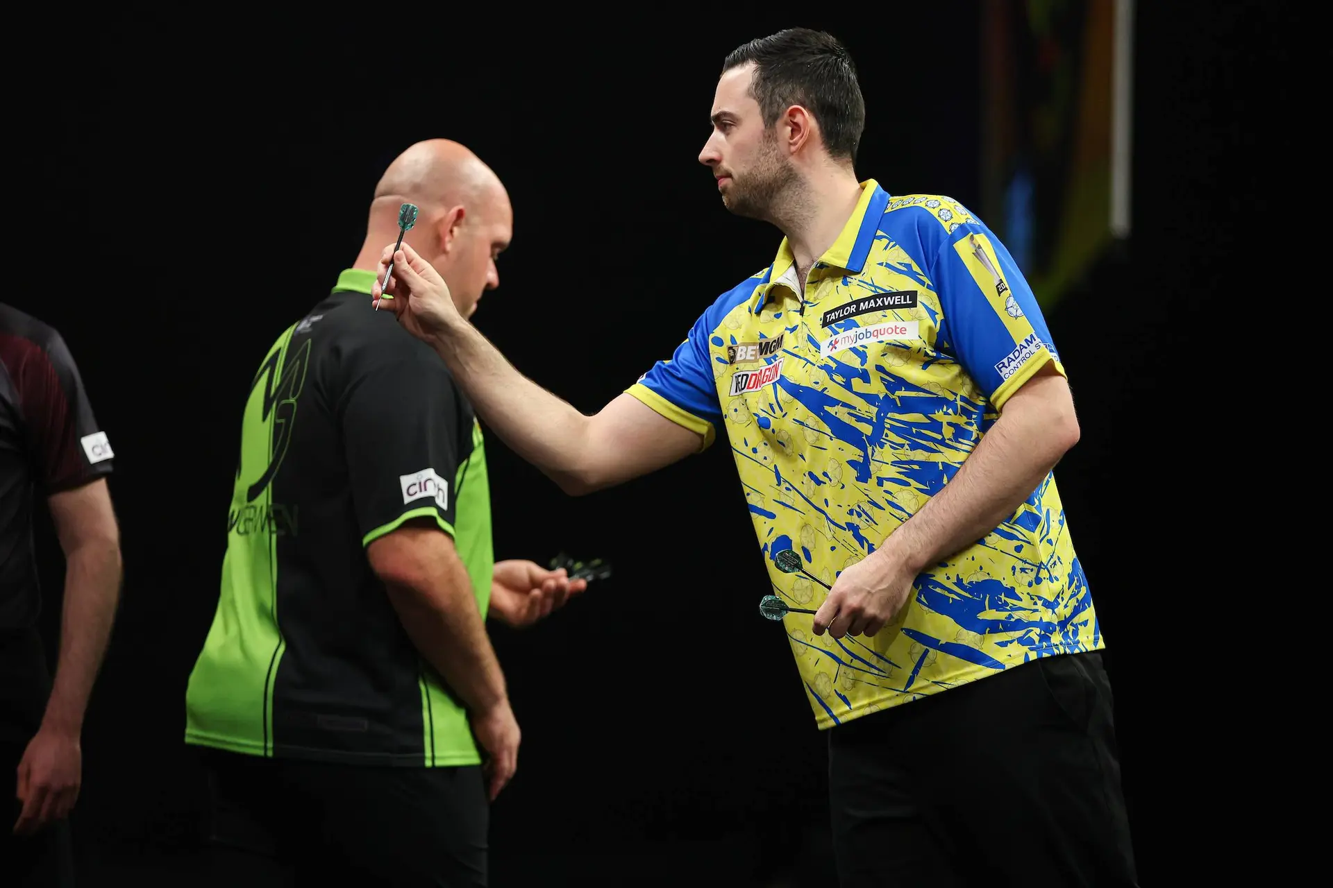 Gerwen laat kans liggen in Premier League, Bunting maakt indrukwekkende comeback
