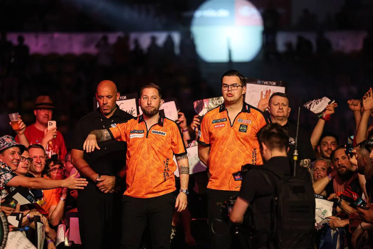 PDC World Cup of Darts zondagmiddag: Nederland overtuigend naar halve finale