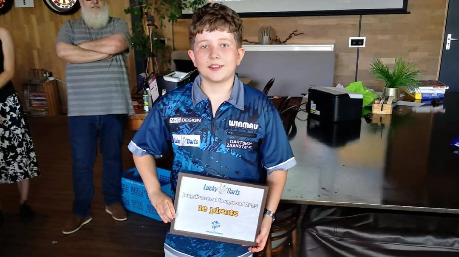 Quinn Sneeboer wint beide Lucky Darts Jeugdtoernooien in samenwerking met Stichting Award Opmeer