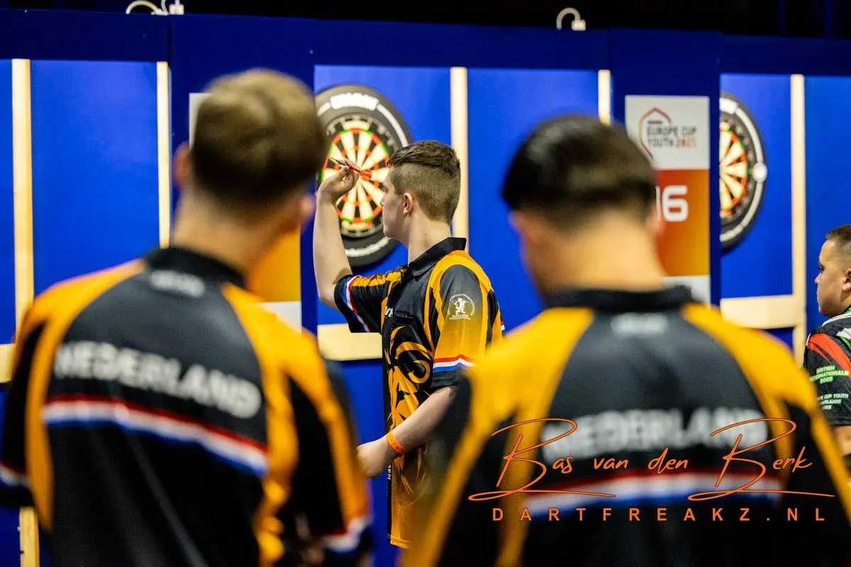 Oranje koppels net naast de finales op eerste dag Europe Cup Youth in Assen