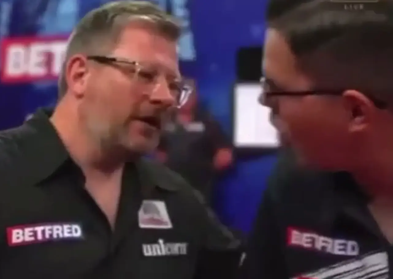 James Wade krijgt veel kritiek voor dit moment met Gian van Veen en daarna gebeurde er dit
