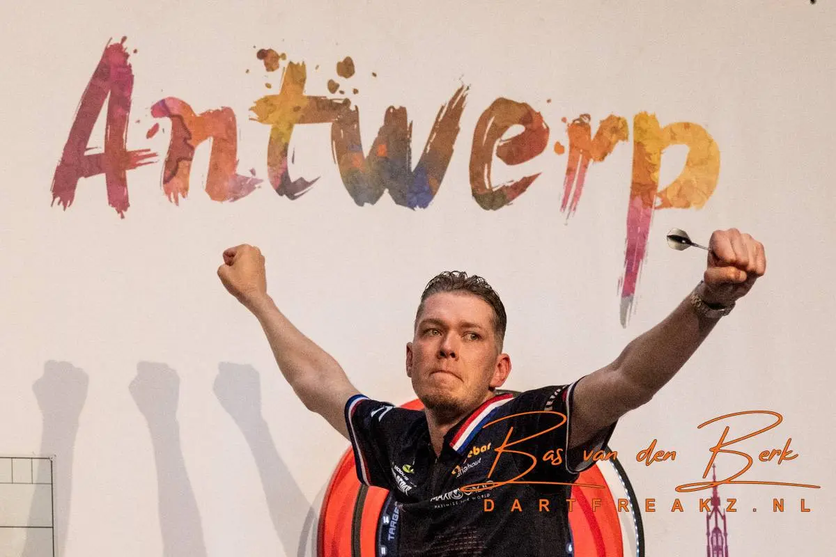 Van Schie maakt Antwerpse dubbel compleet, zesde Belgische titel voor Aileen de Graaf