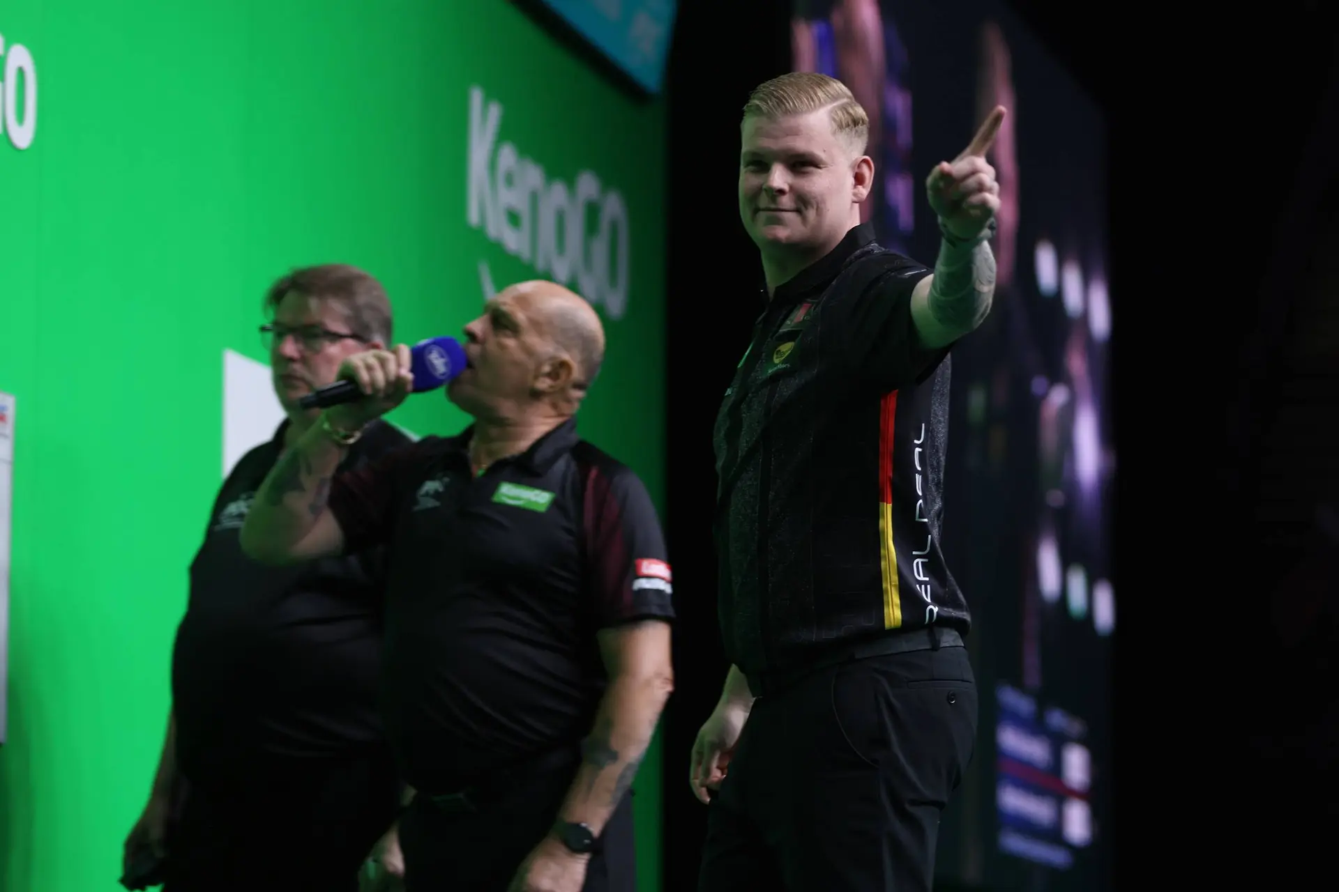De World Series in Wollongong: Heta geniet, De Decker zoekt warme handen en Rock straalt