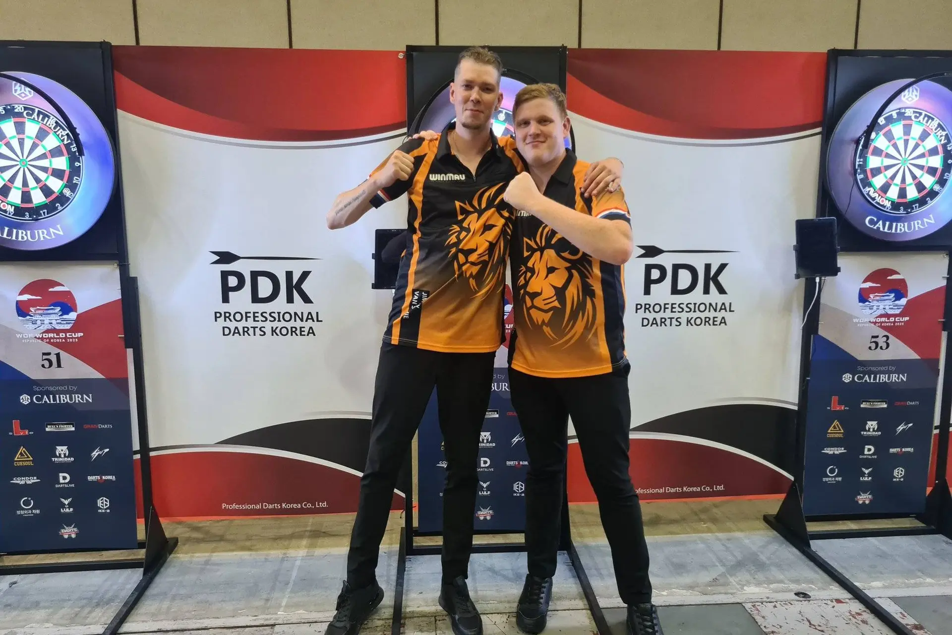 WDF World Cup koppelfinales: Van Schie/Van Trijp moeten genoegen nemen met zilver