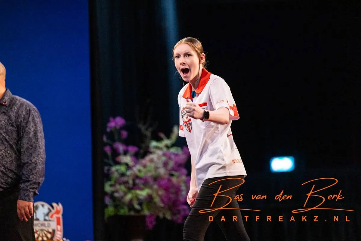 Jong dartgeweld schittert op WDF Winmau Latvian & Riga Open 2025