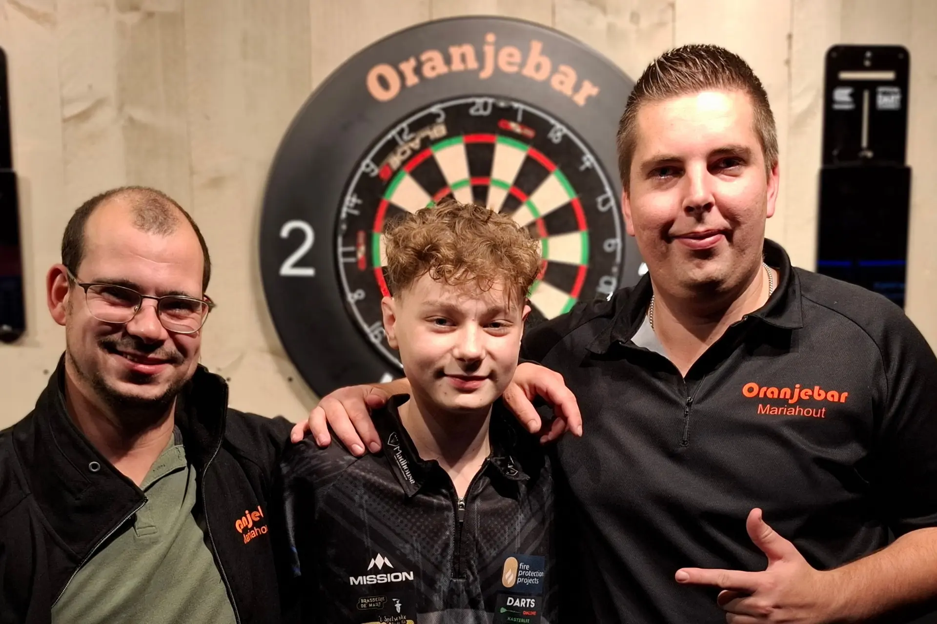 Jonge Lex Paeshuyse wint 4de speeldag Oranjebar Super Ranking