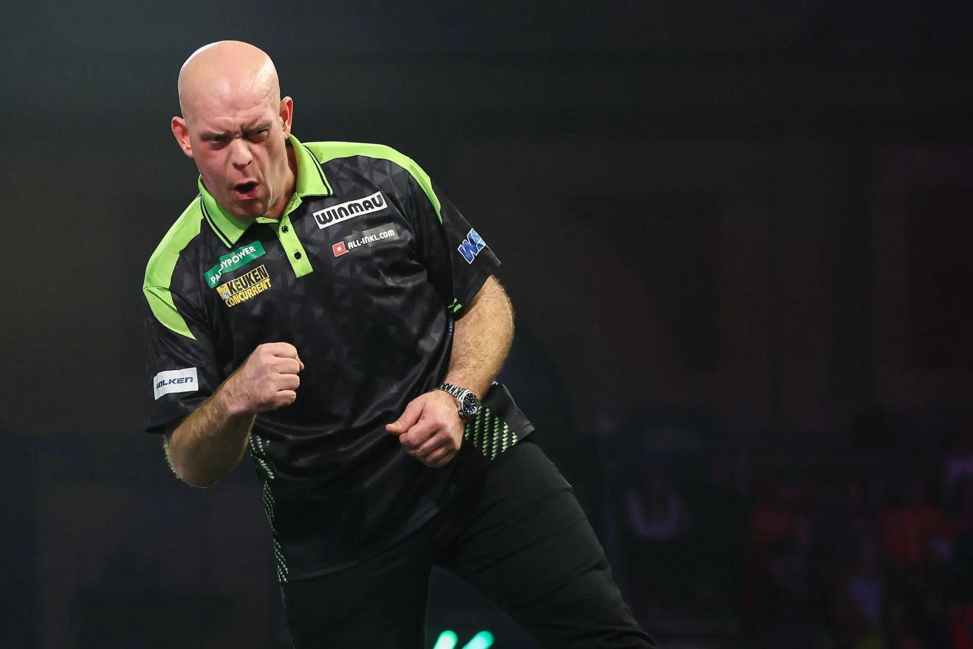 Van Gerwen na Bahrain-titel en Saudi-finale: ‘Het resultaat was goed, maar mijn spel was waardeloos’