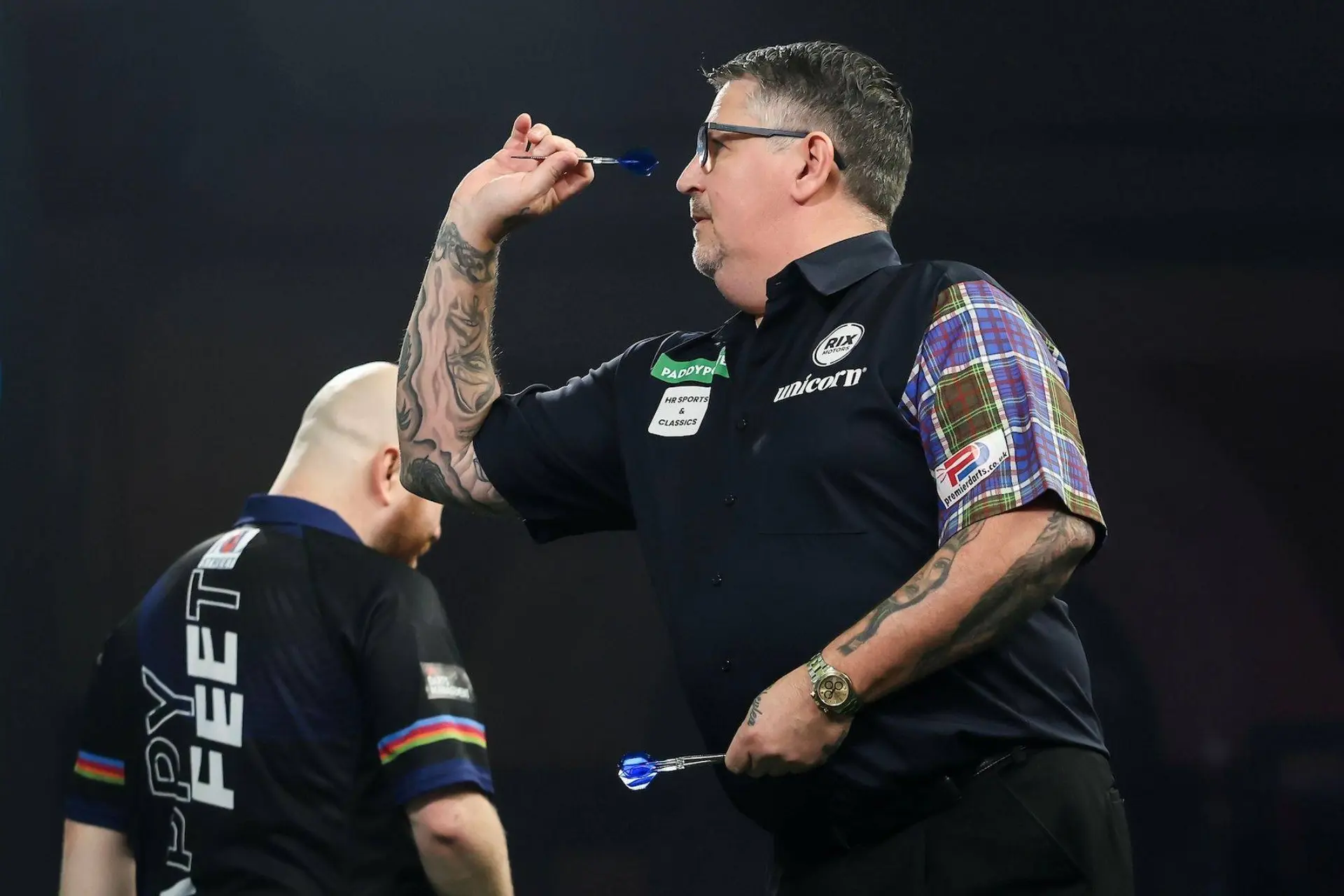Ryan Searle en Gary Anderson naar halve finales WK Darts na zeges op Clayton en Hood