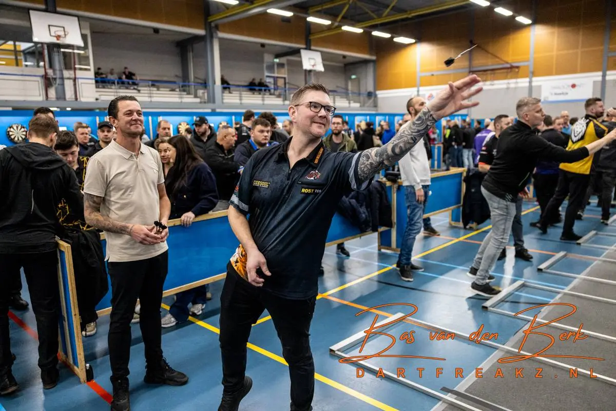 Meulenkamp wint Groep A, maar Robinson stopt Nederlander op Finals Night van Modus Super Series