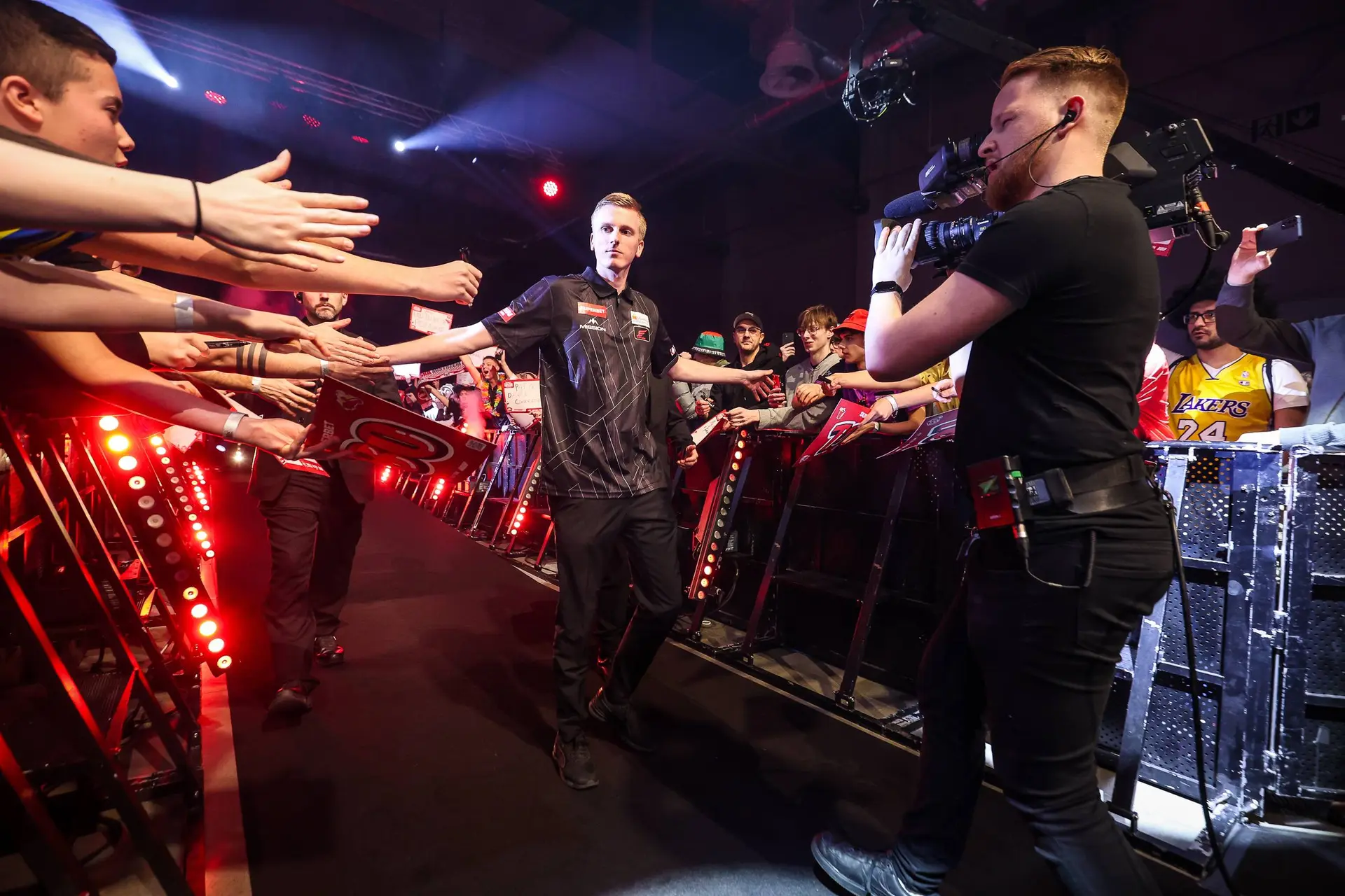 Veel Nederlanders in Graz: dit is de loting en het speelschema van de Austrian Darts Open