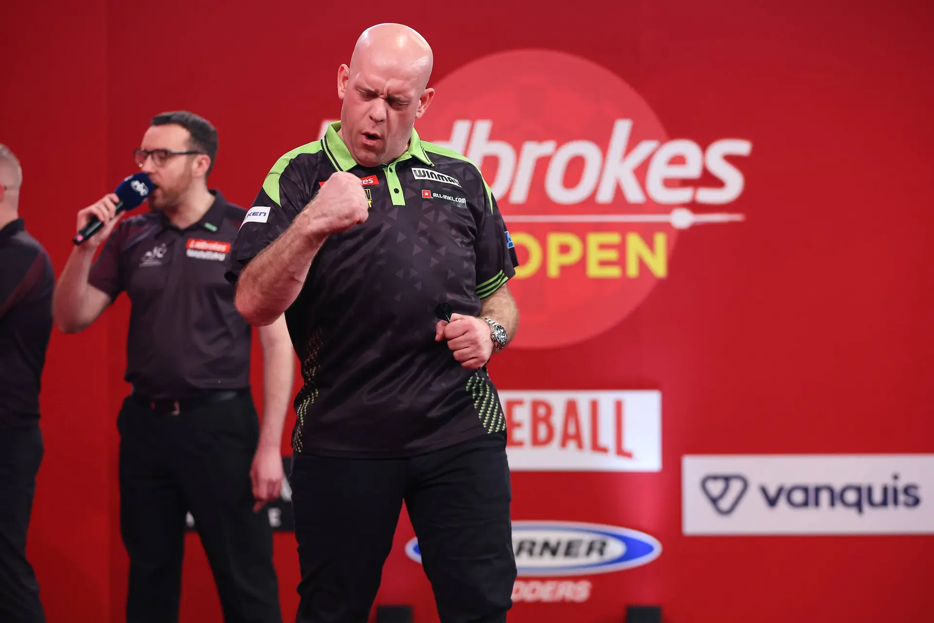 UK Open: Van Gerwen en Noppert naar laatste 16, Nijman en Doets onderuit tegen Price en Littler