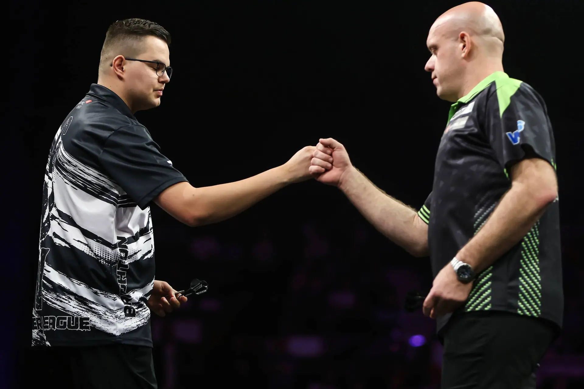 Programma Premier League nadert kookpunt: Van Gerwen en Van Veen onder druk in Birmingham
