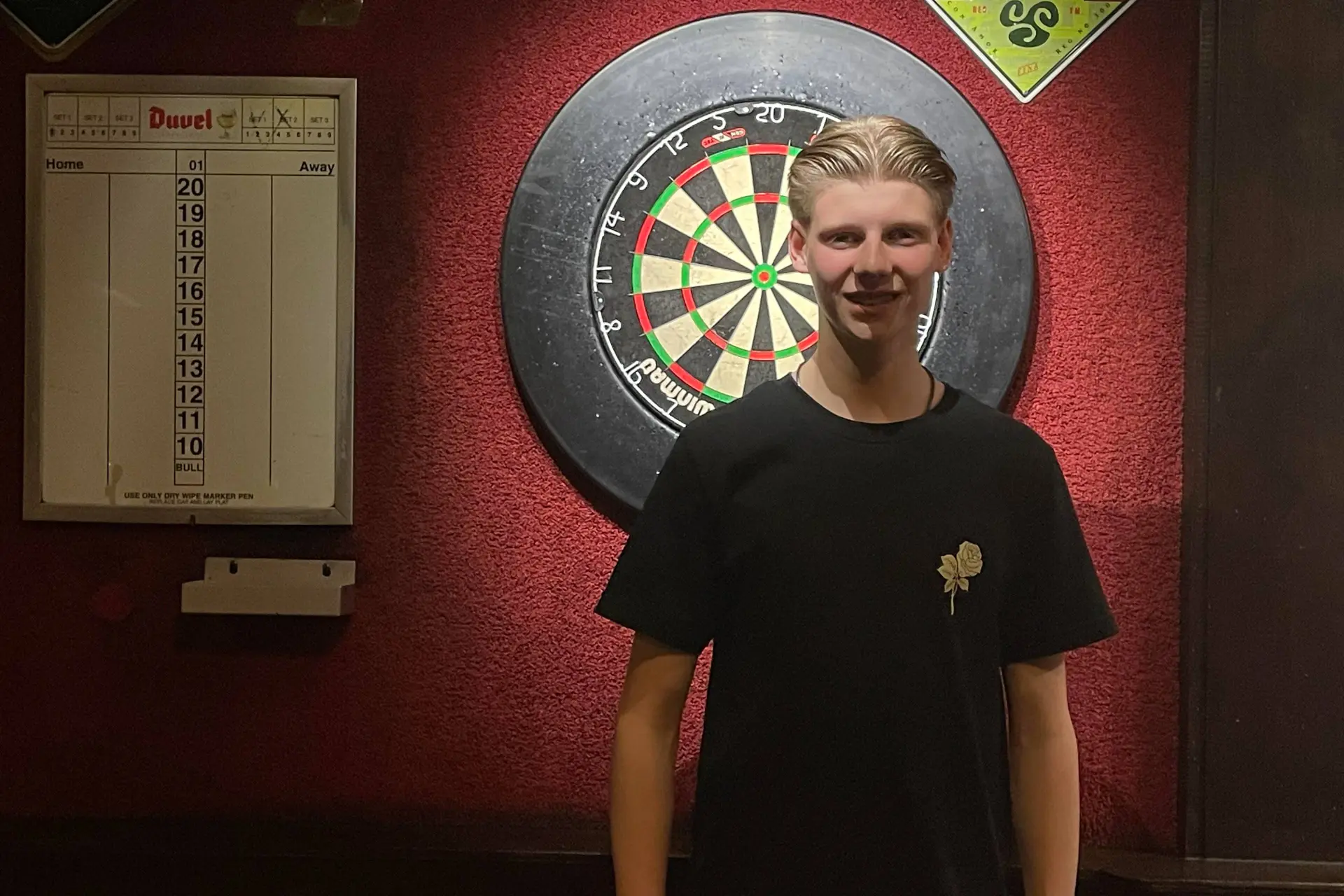 Dion Hombroek wint Lucky Darts Hammer Cricket jeugdtraining-toernooi in Café de Swan