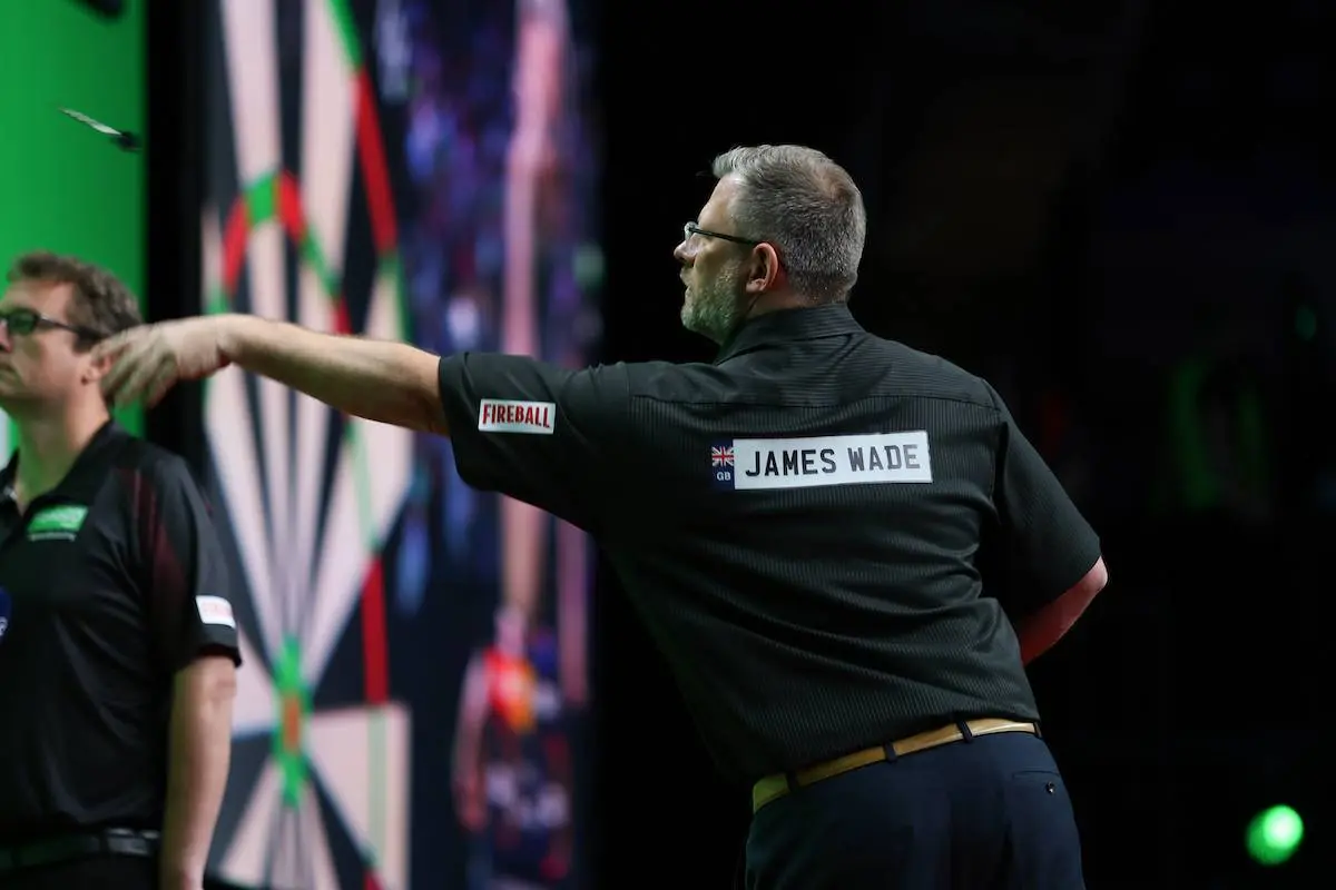 James Wade voltooit knappe comeback en schakelt Stephen Bunting uit na thriller