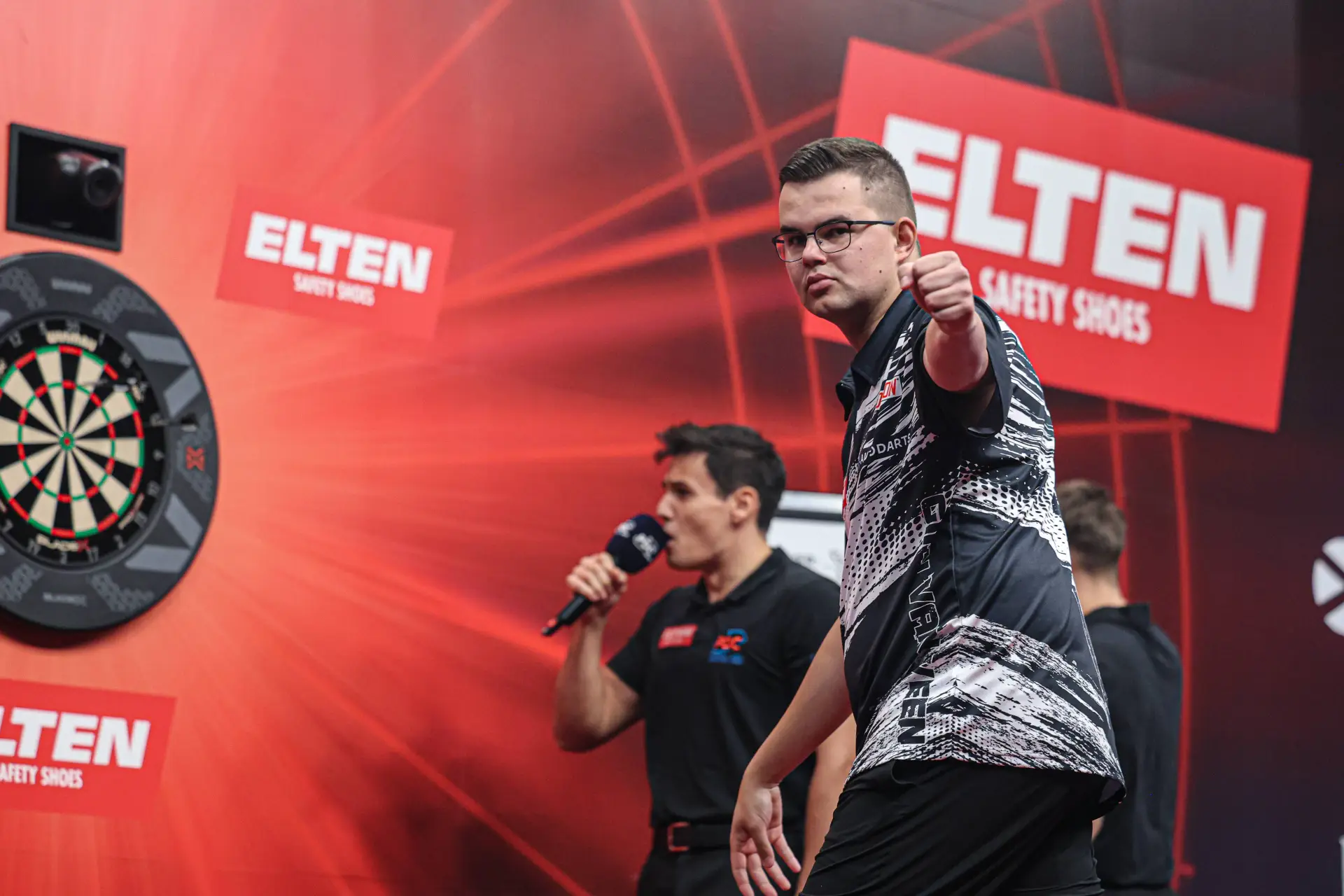Nederlanders en Huybrechts vanavond live op open kanaal ViaplayTV