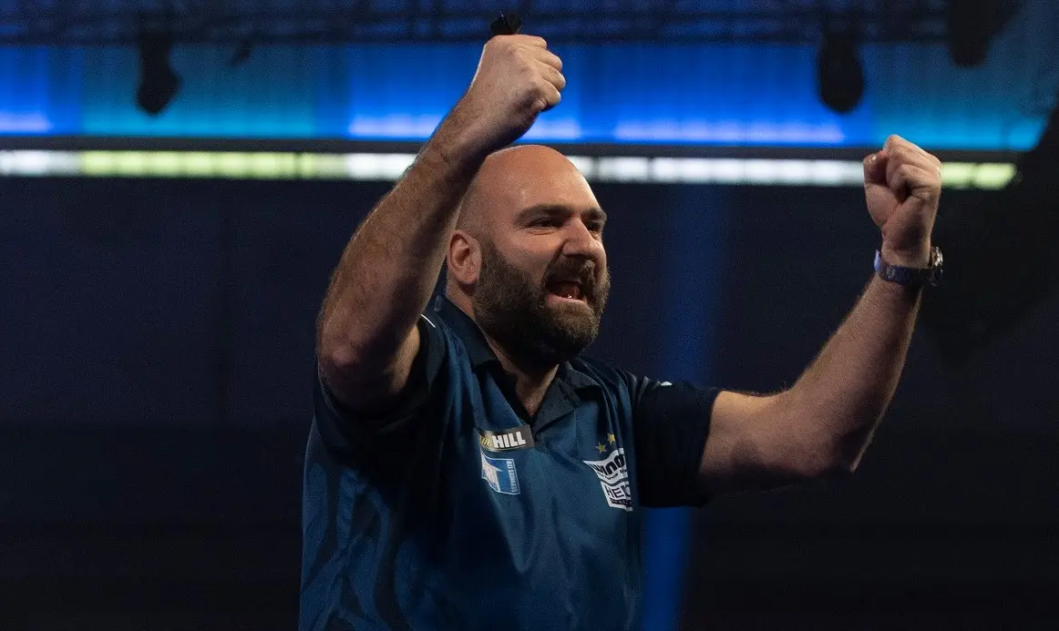 Former Lakeside champion Waites will return to Q-School with Van Barneveld win