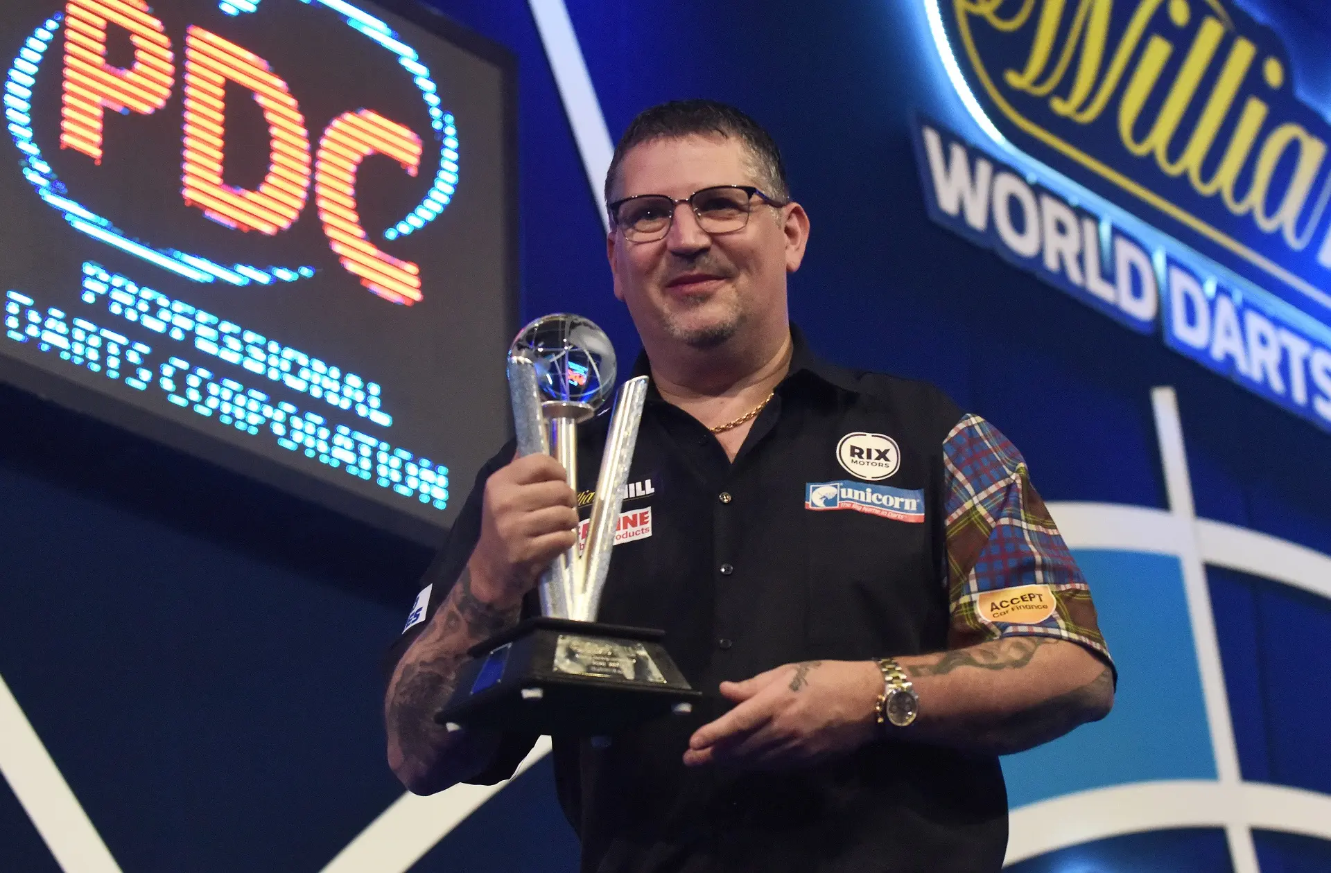 Anderson signs new long term deal with Unicorn Darts: “If I can get to anywhere near my best, I will be a major threat”