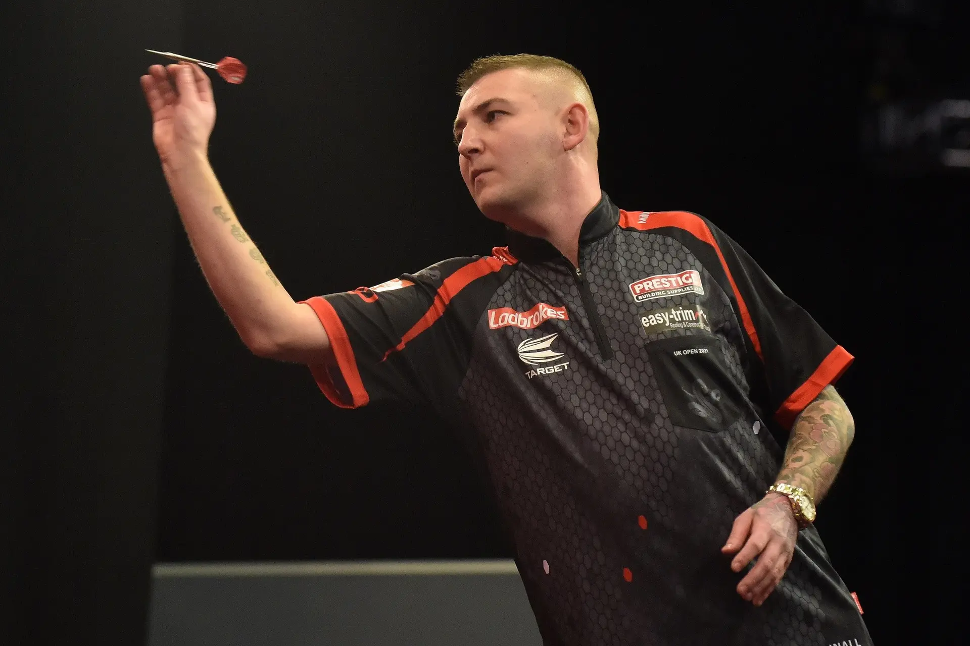 In-form Aspinall hits nine-dart finish against Boulton on Day One of PDC Super Series 3