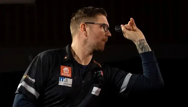 Meulenkamp sweeps aside out of sorts Ashton to set up Smith clash at PDC World Darts Championship
