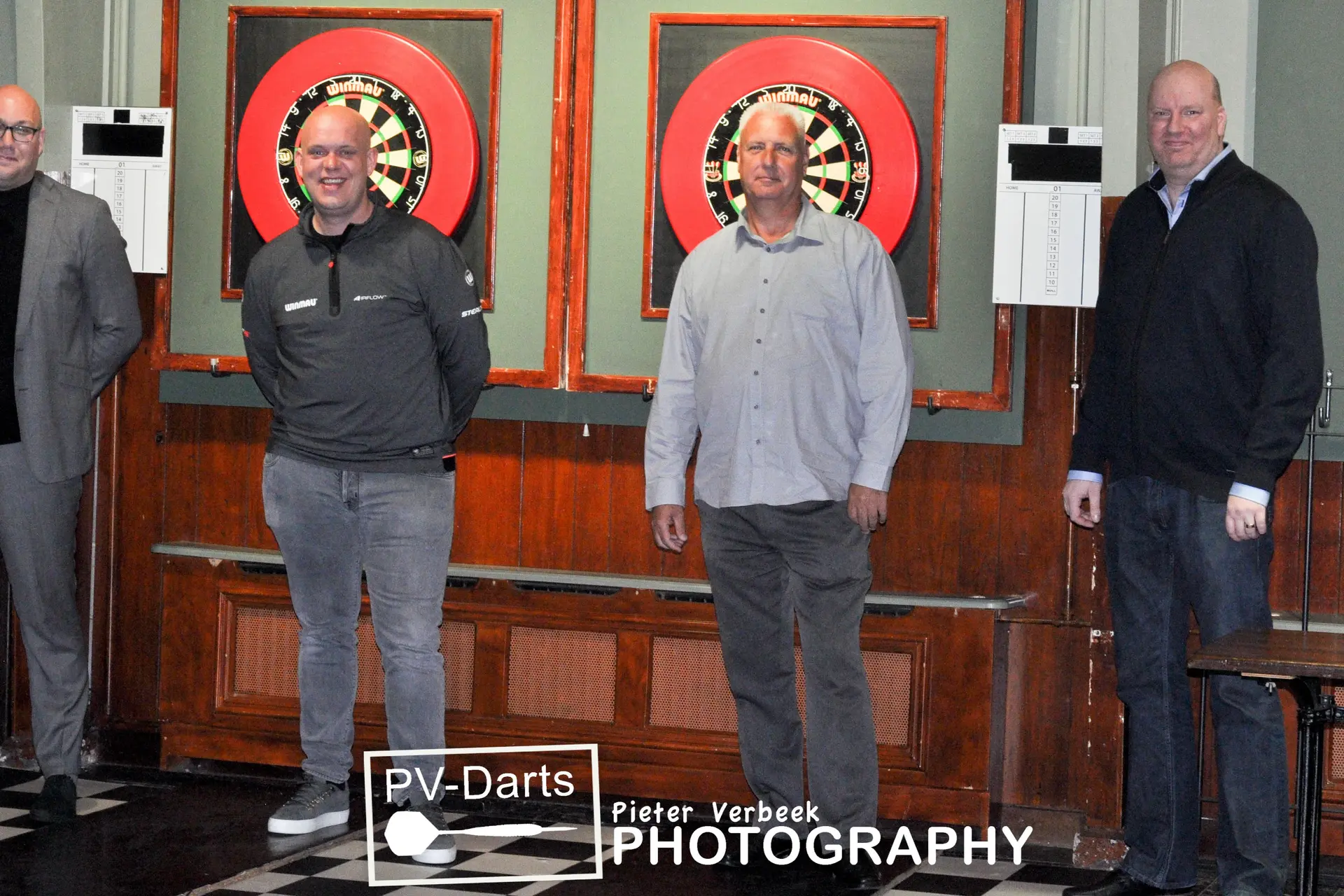 Van Gerwen and Van der Voort launch MAD Benelux initiative to make amateur darts more attractive