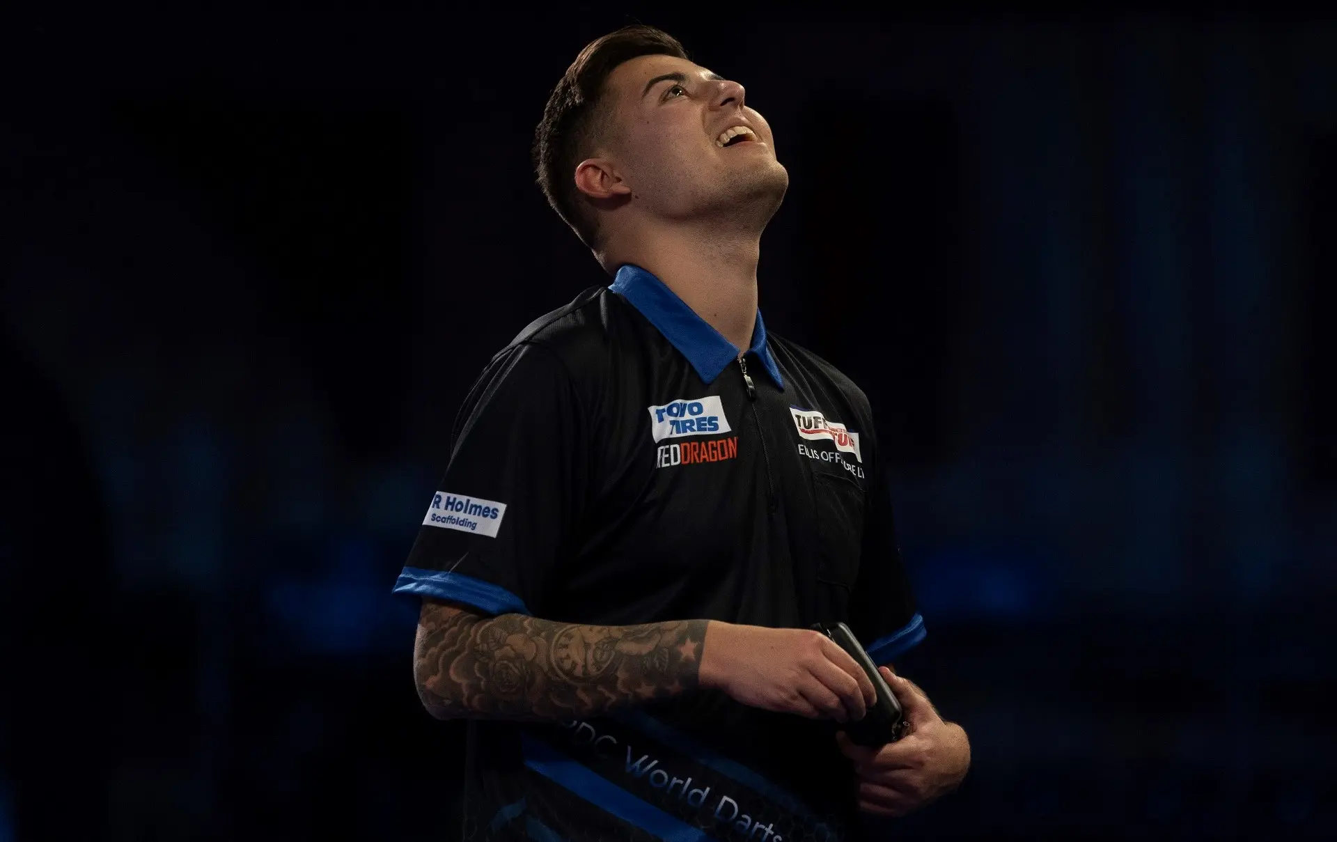 Meikle sets up Van Barneveld clash after surviving close shave against Ashton at PDC World Darts Championship