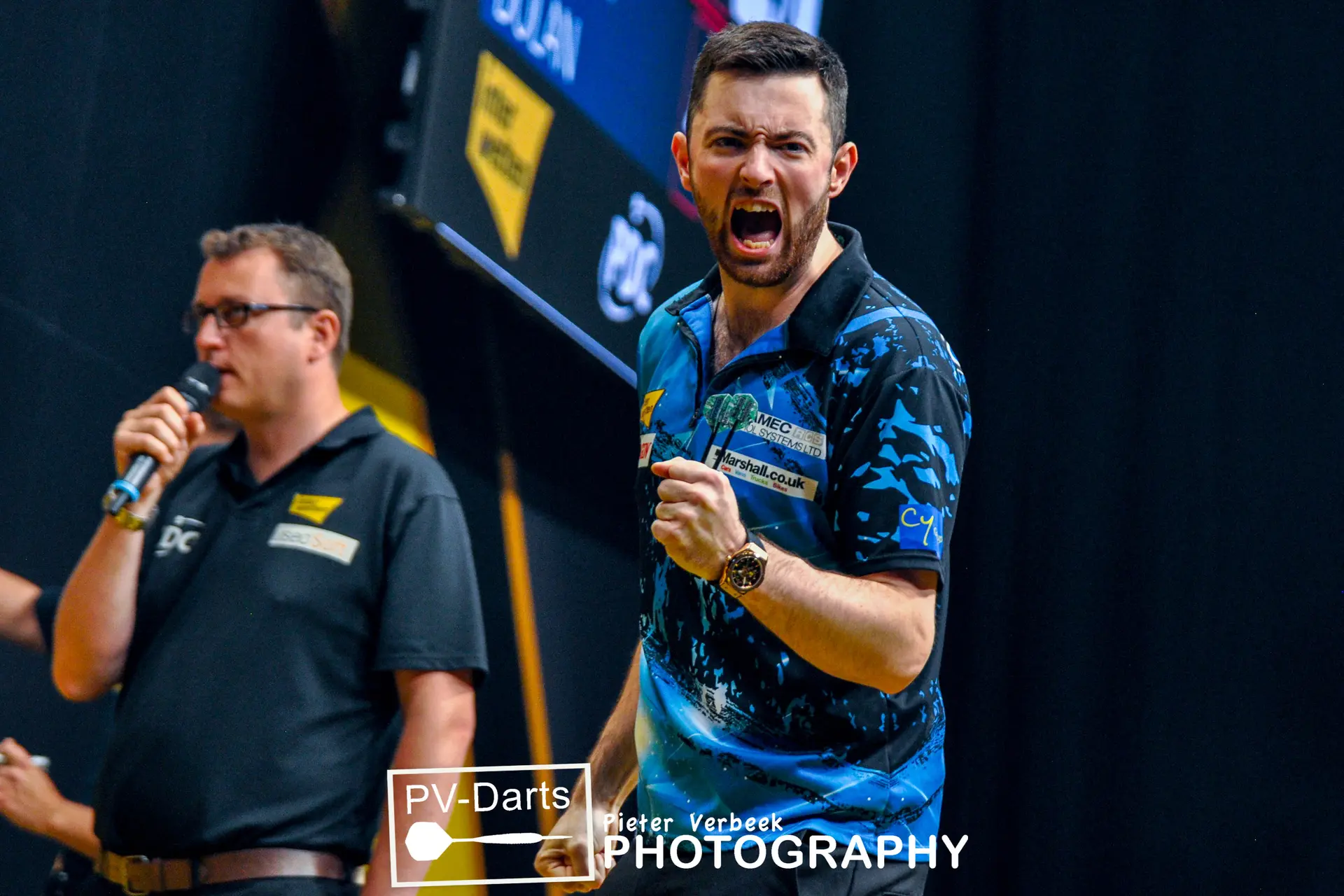 Humphries seals back-to-back European Tour titles, third of the season with Cross win at European Darts Grand Prix