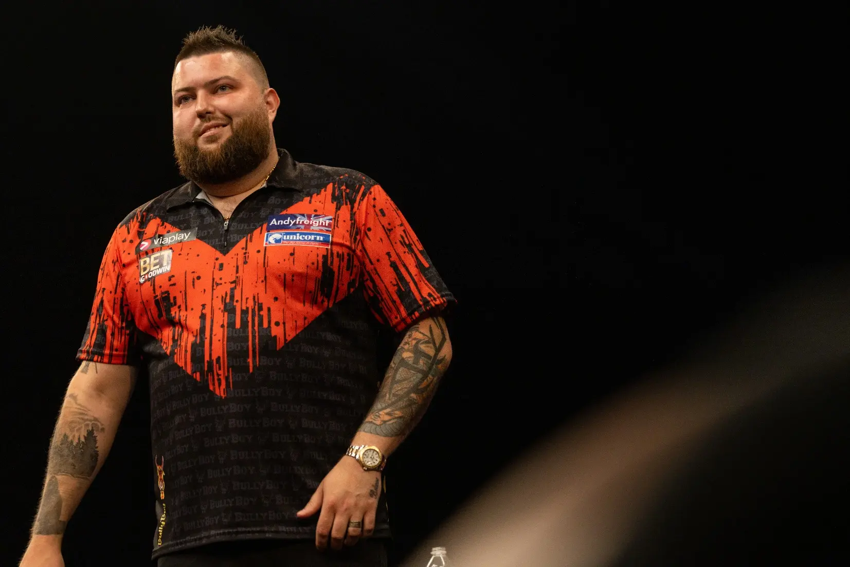 Sensational Smith seals third Players Championship title in a row after incredible final against Van Duijvenbode