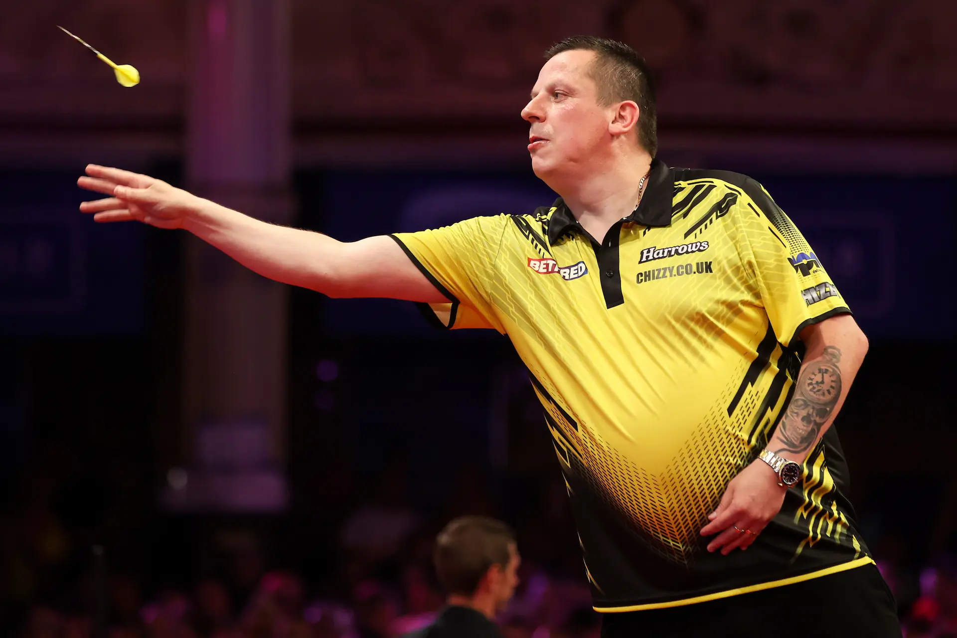Clinical Chisnall claims deciding leg win over Clayton in style as O'Connor dumps out Van den Bergh