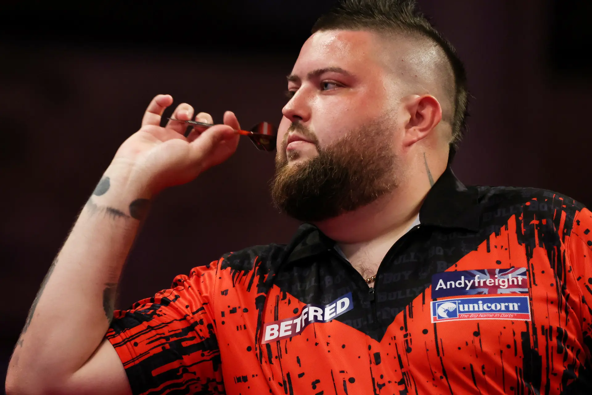 Michael Smith leaves darts manufacturer Unicorn after ten years