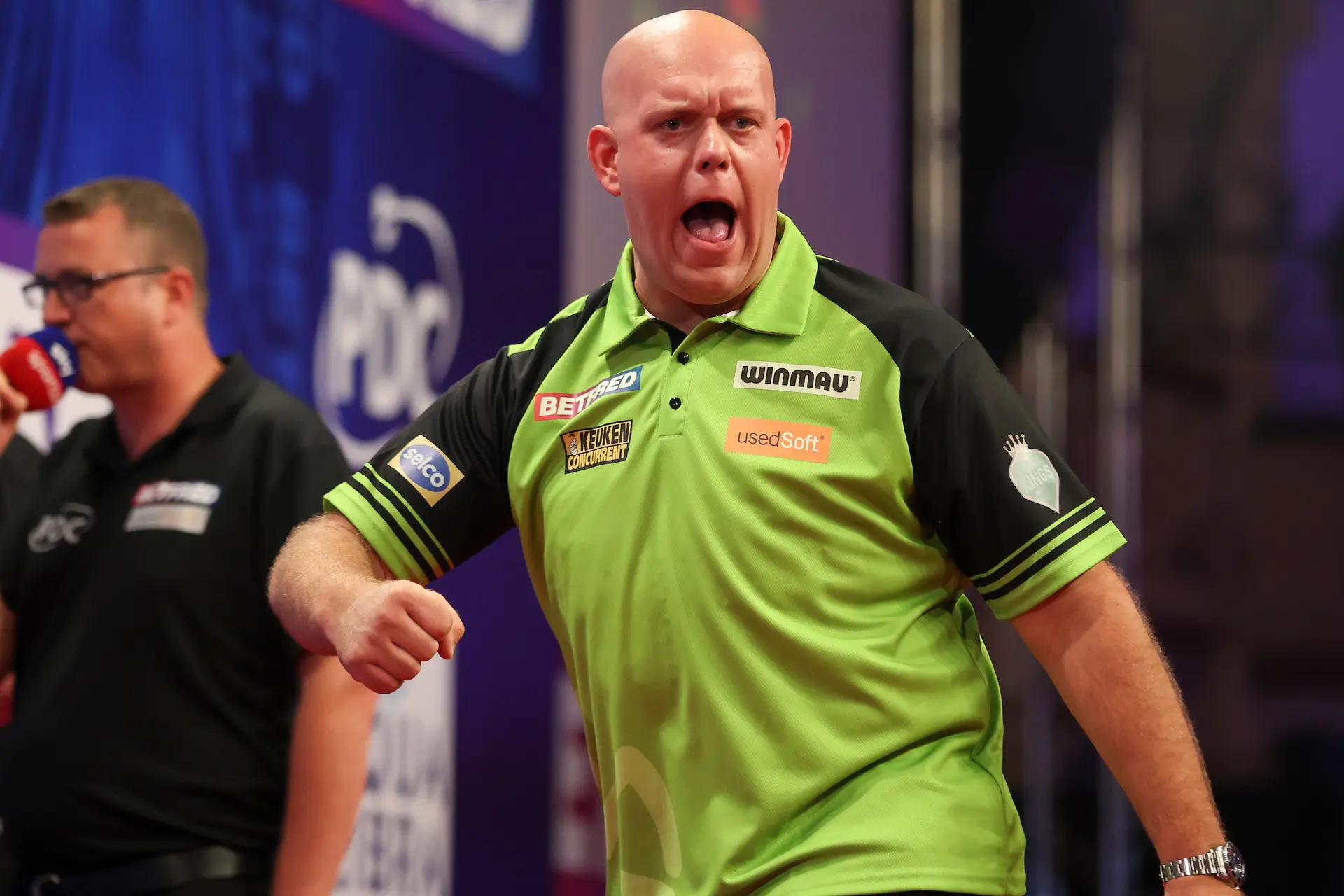 Van Gerwen into first World Matchplay final in six years, set to face Price after late surge to defeat Van den Bergh