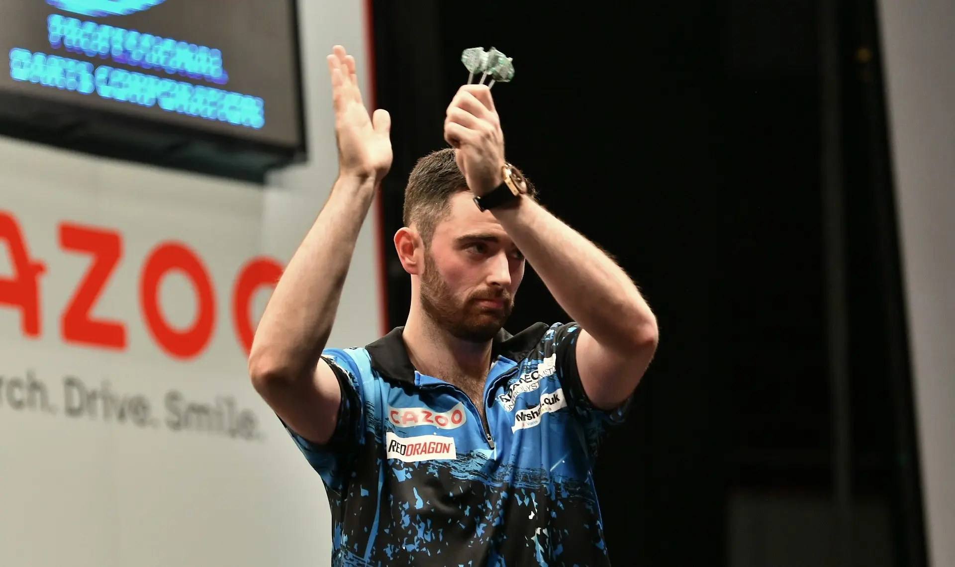 Humphries "gutted" after Smith defeat at European Championship: "I just couldn’t find a thing, the crowd got on my back and booing"