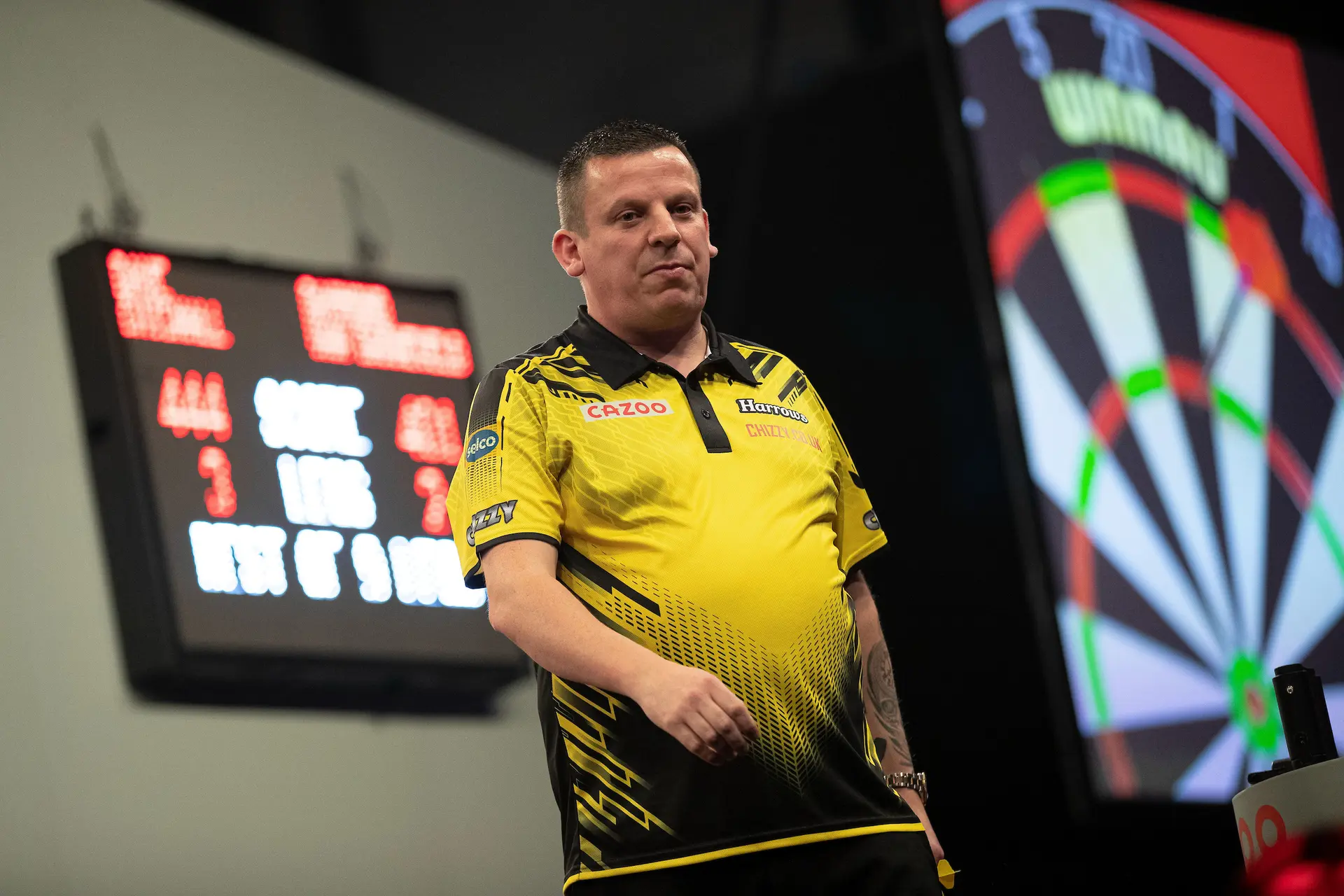 Chisnall returns to form after Van Barneveld defeat with Evetts win at Grand Slam of Darts