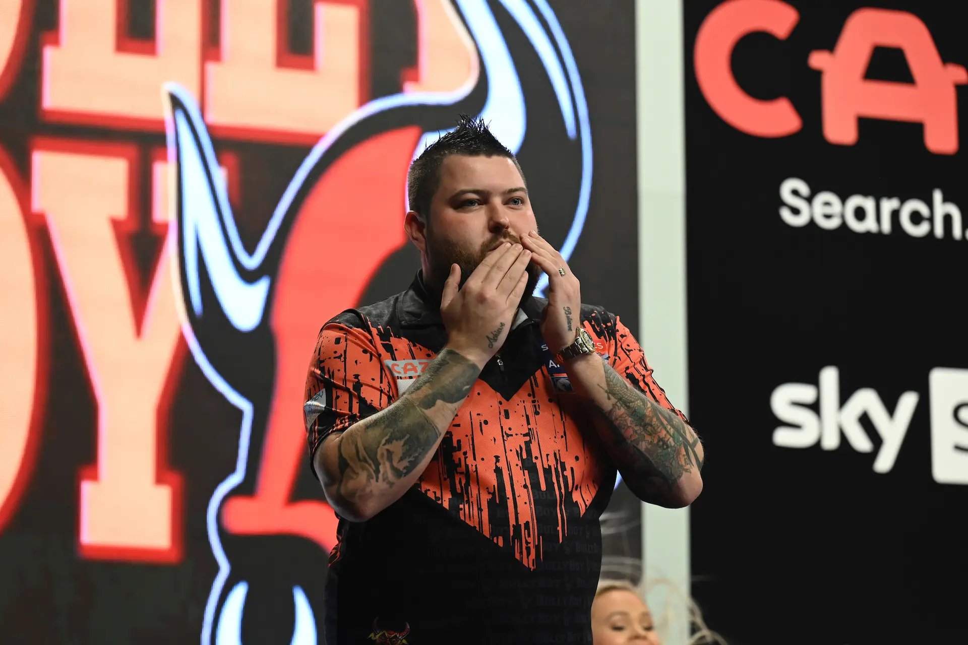 Smith reacts after revenge defeat from Van Gerwen on Night One of Premier League Darts: “He wants to smash me up, I want to smash him up that's how darts should be played”