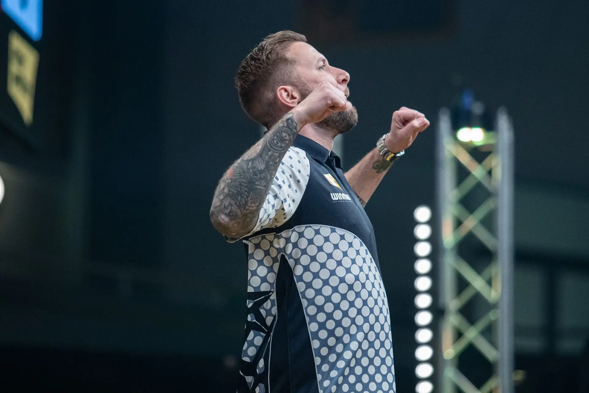 Noppert survives scare from 18-year-old Maendl-Lawrance as Heta solid in Dolan win